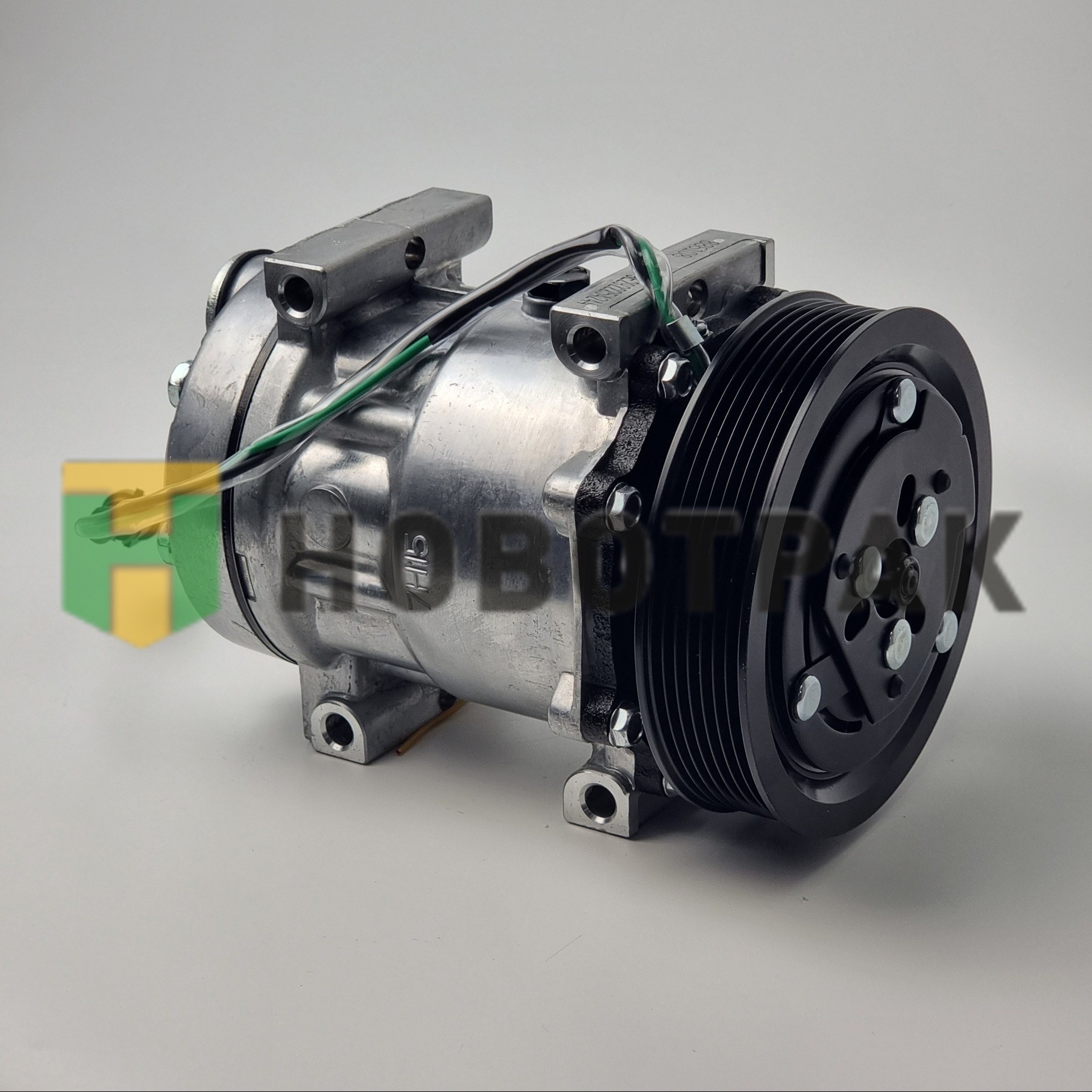 Компрессор кондиционера DAF 32477