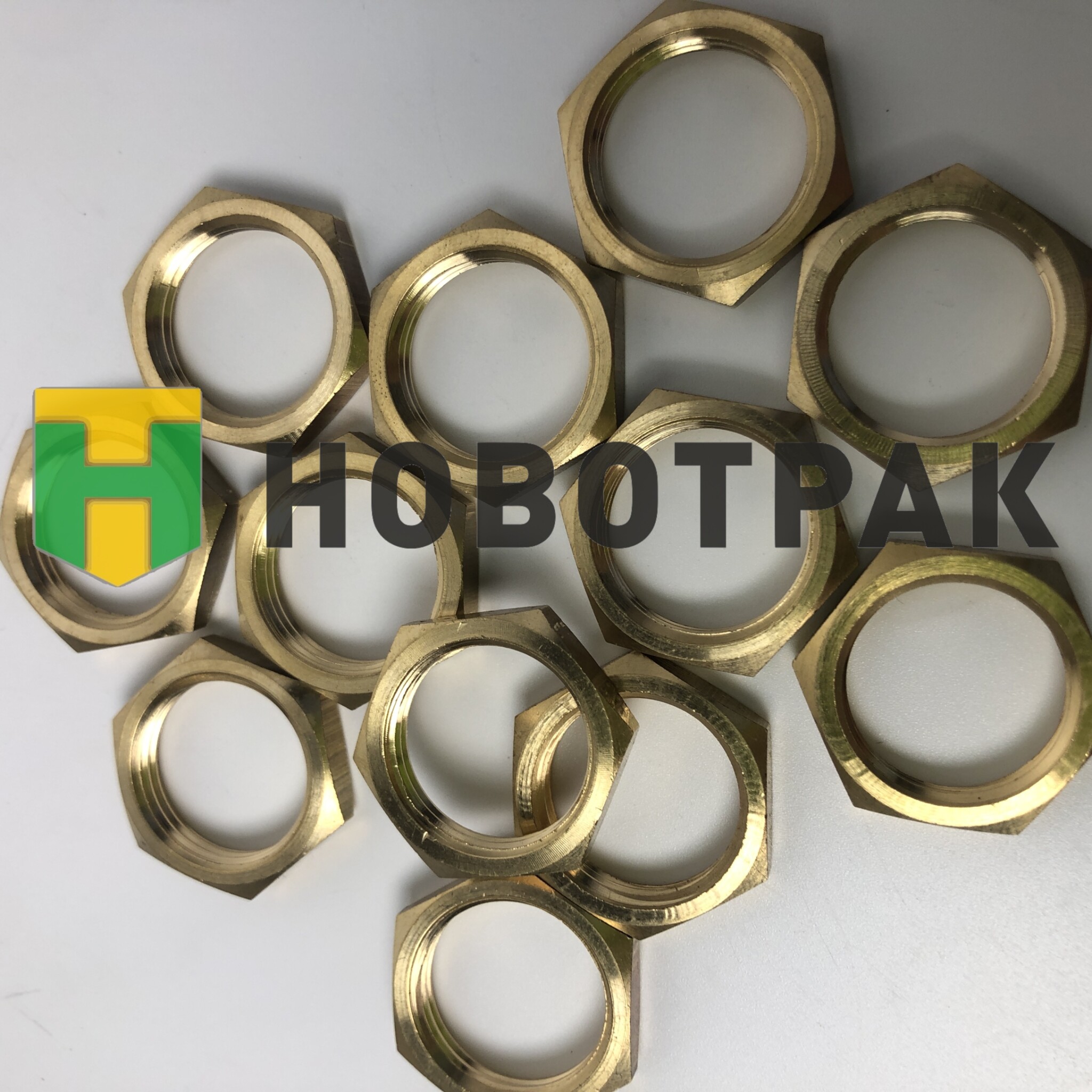 Гайка латунная M20X1.5 D1593M20X15