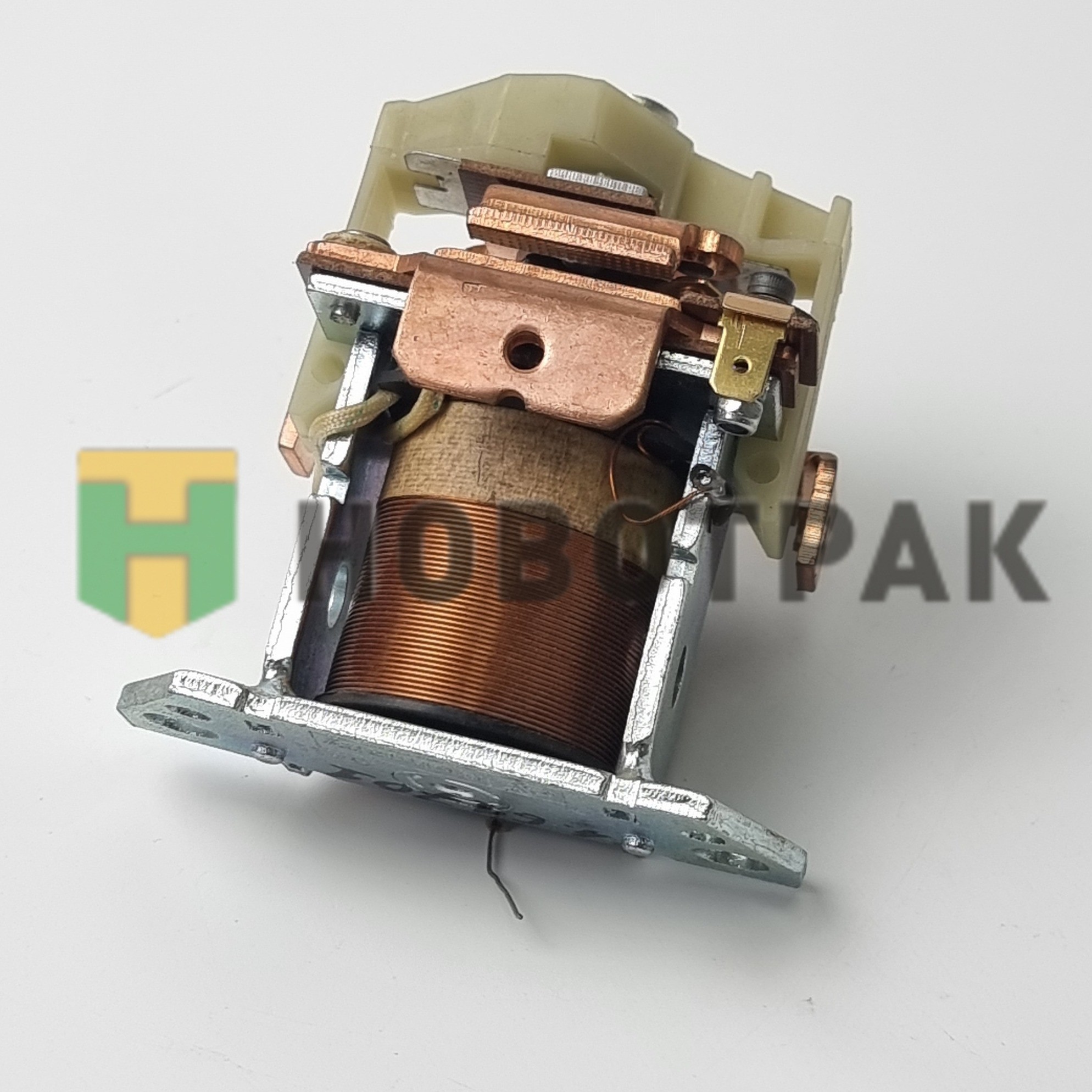 Реле стартера втягивающее MAN/MB 461701