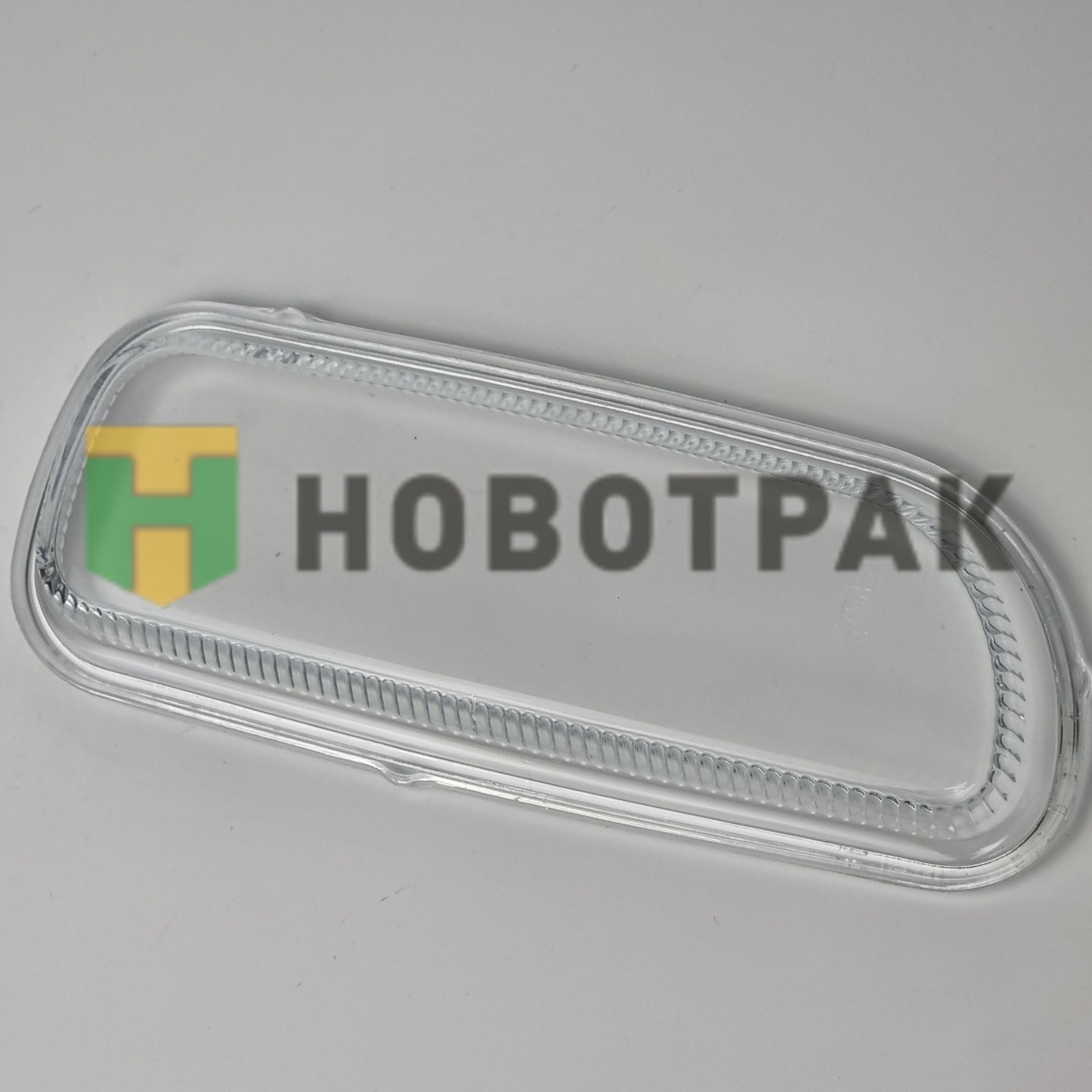 Стекло противотуманной фары правое КАМАЗ-5490/Axor 9408200156G
