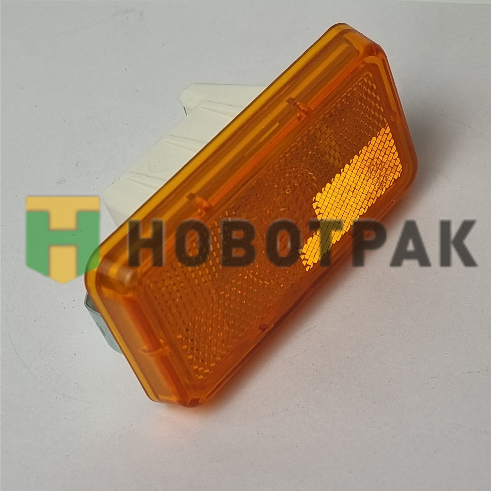 Фонарь габаритный желтый (под лампу) FH12 7711404NUE