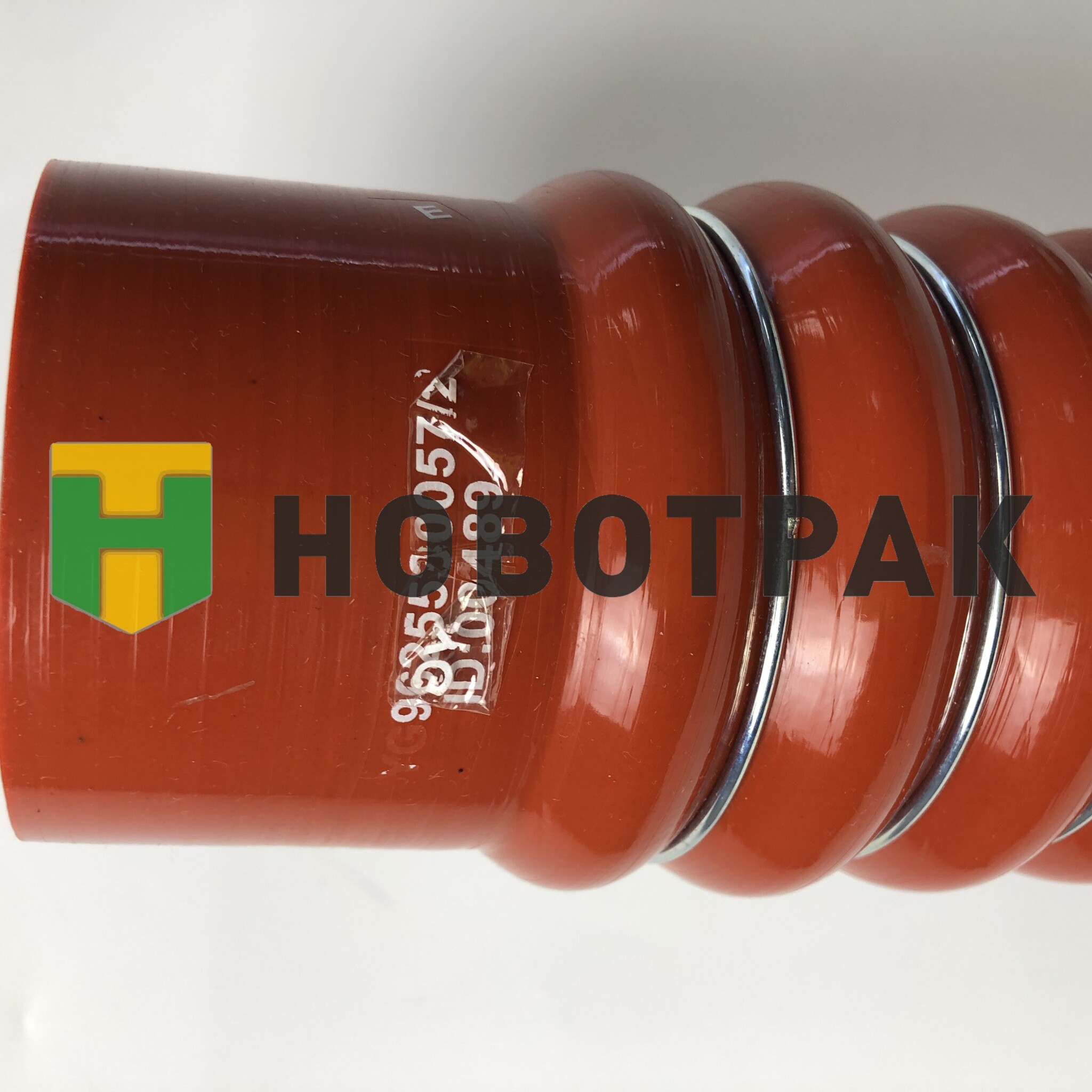 Патрубок интеркулера впускной MC13 HOWO T5G/C7H SITRAK YG9625530057