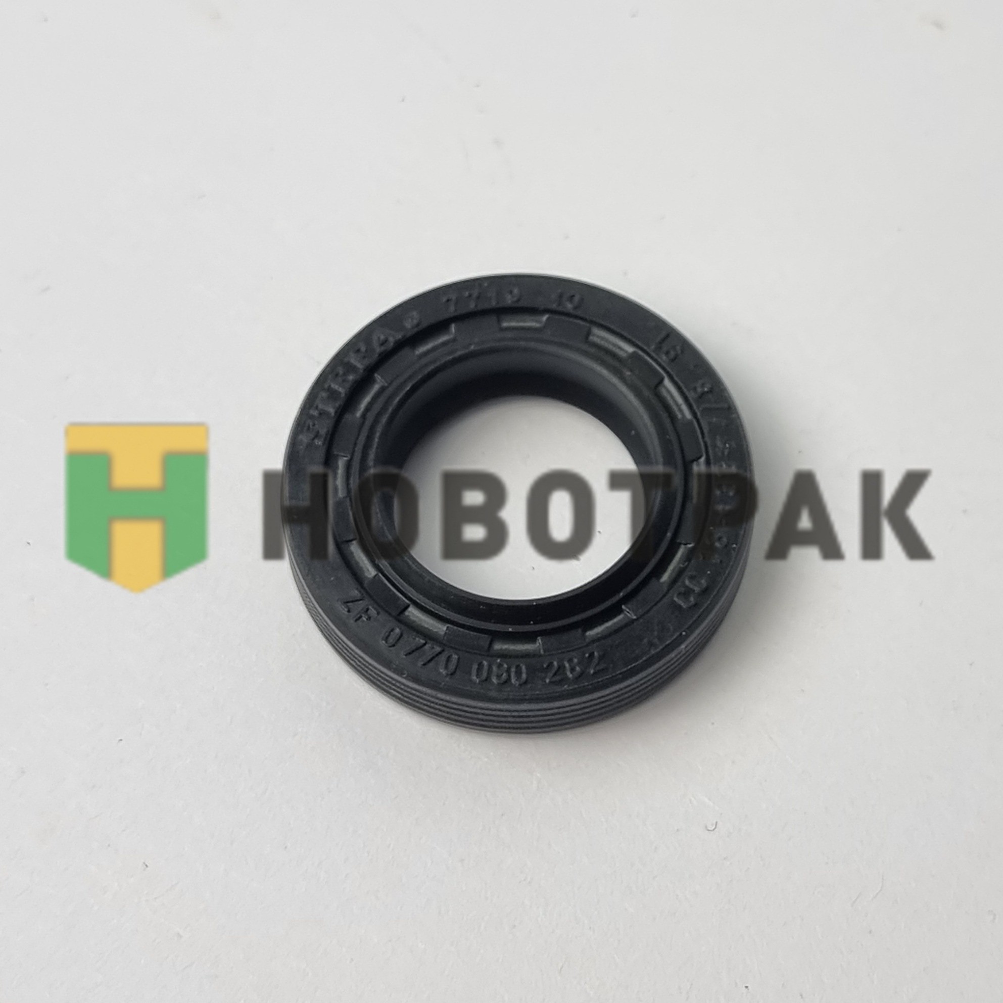 Сальник ГУР RVI 18-30-7 5000820328