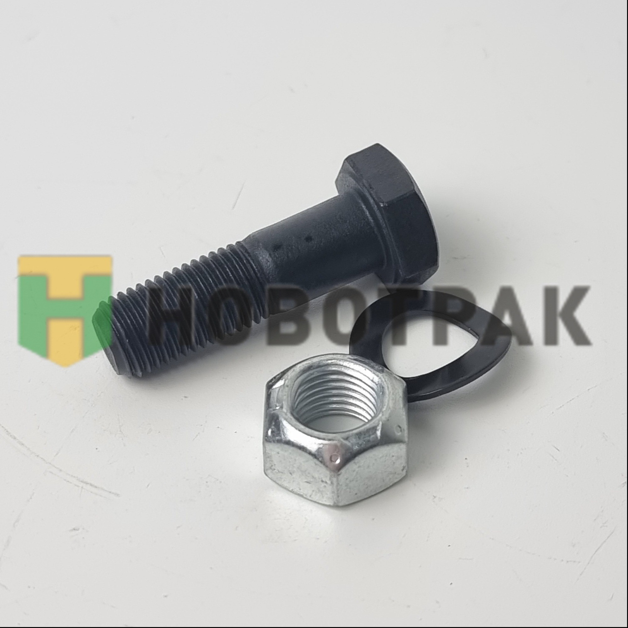 Болт карданного вала Volvo (с гайкой и шайбой) 293350