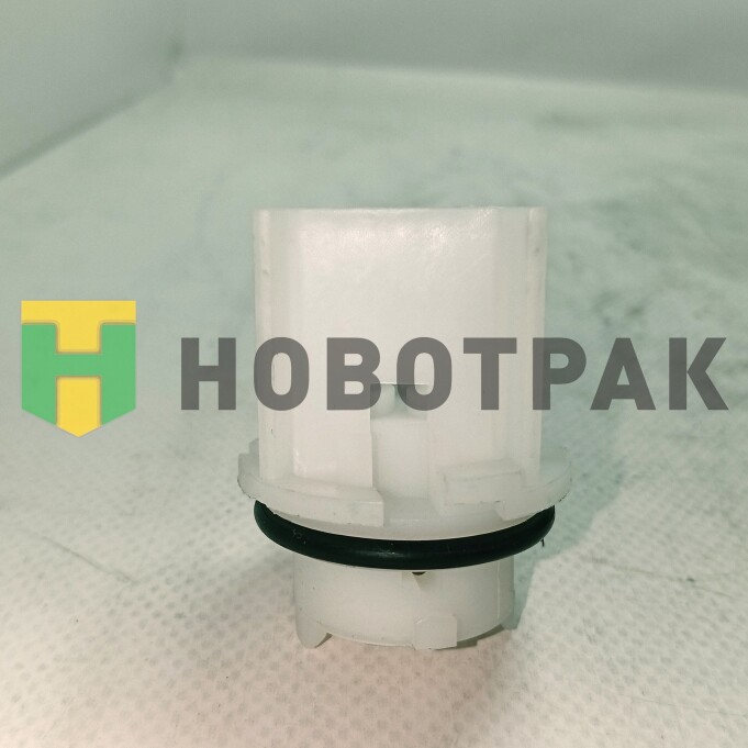 Патрон лампы 3-х конт. 035301