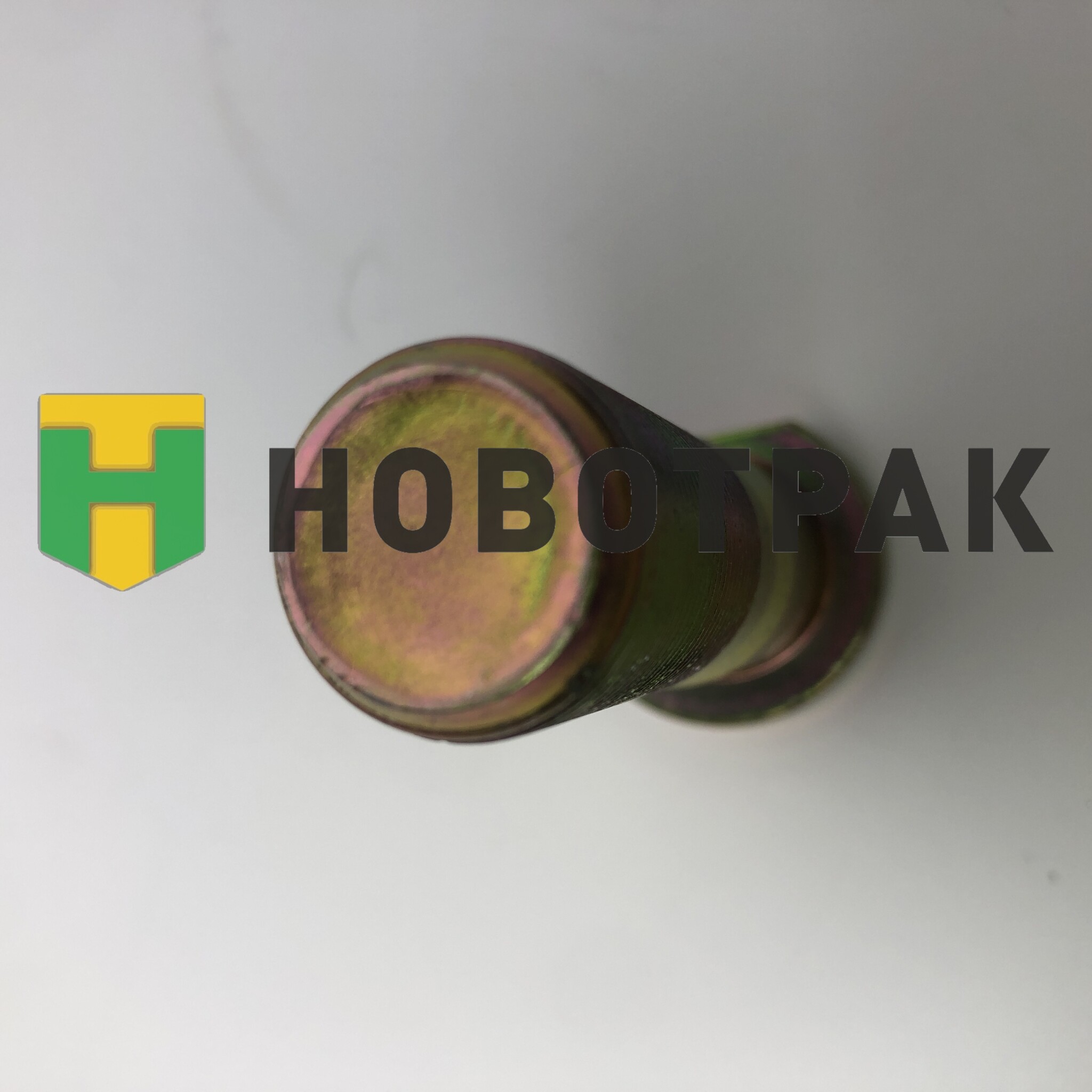 Болт колесный передний SITRAK M22-1.5-80 WG9100410212