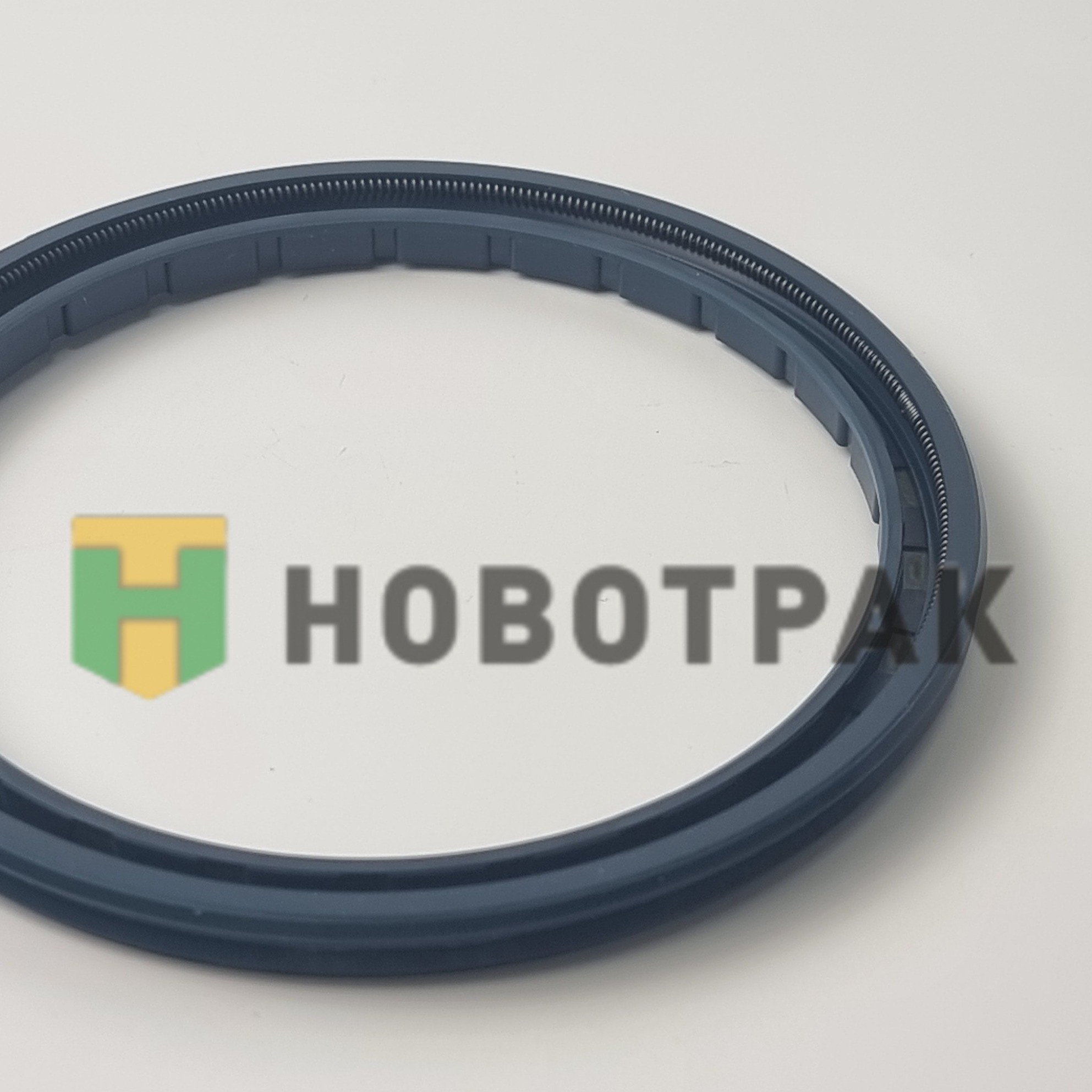 Сальник ступицы BPW ECO 6.5-9t 115-136,7-8/10.5 8101011SX