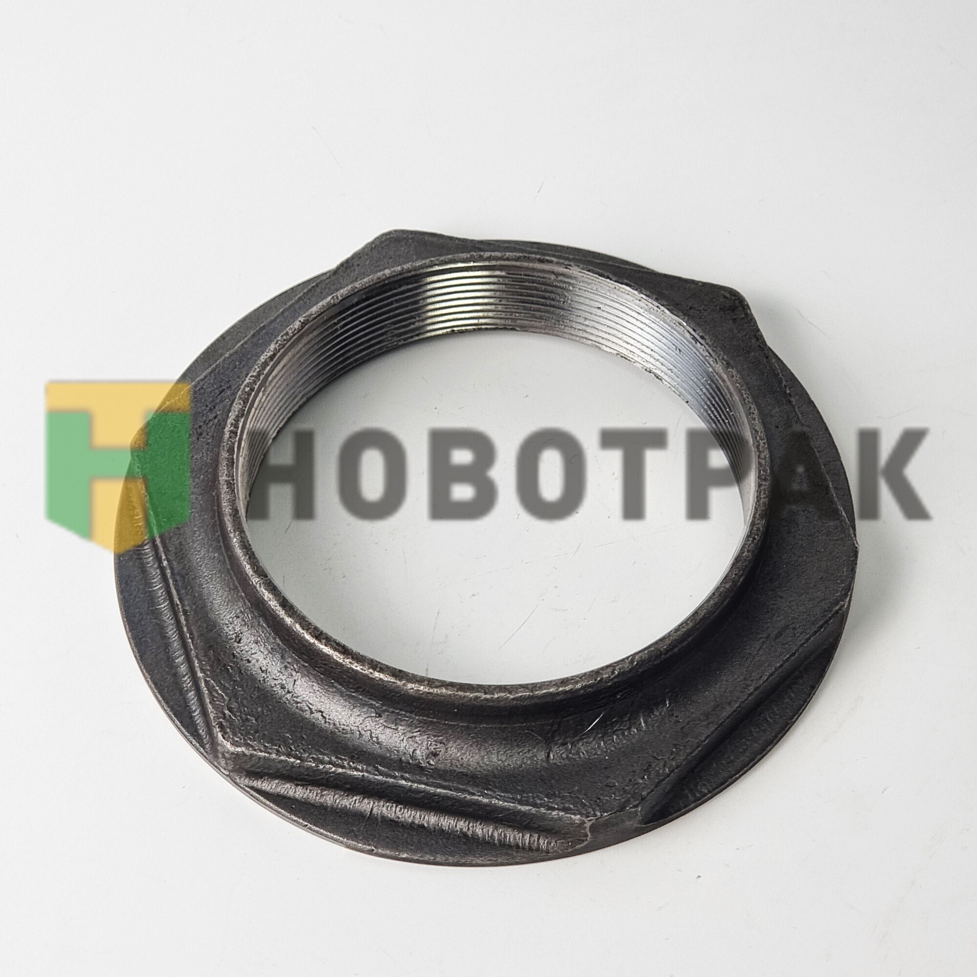 Гайка ступицы M90*2 Scania 2/3/4 серия 040257