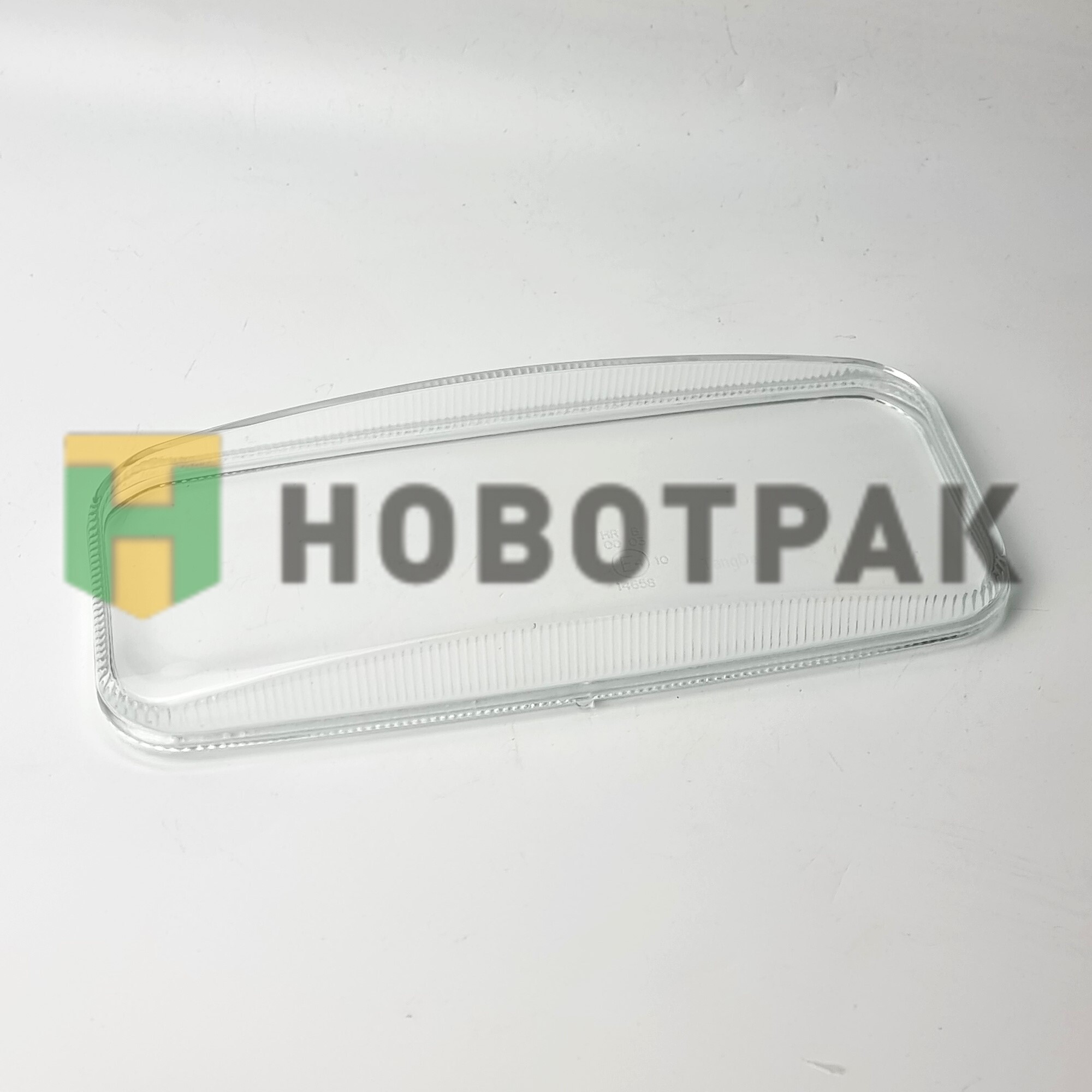 Стекло п/т фары лев./прав. Scania 1529070/1529071