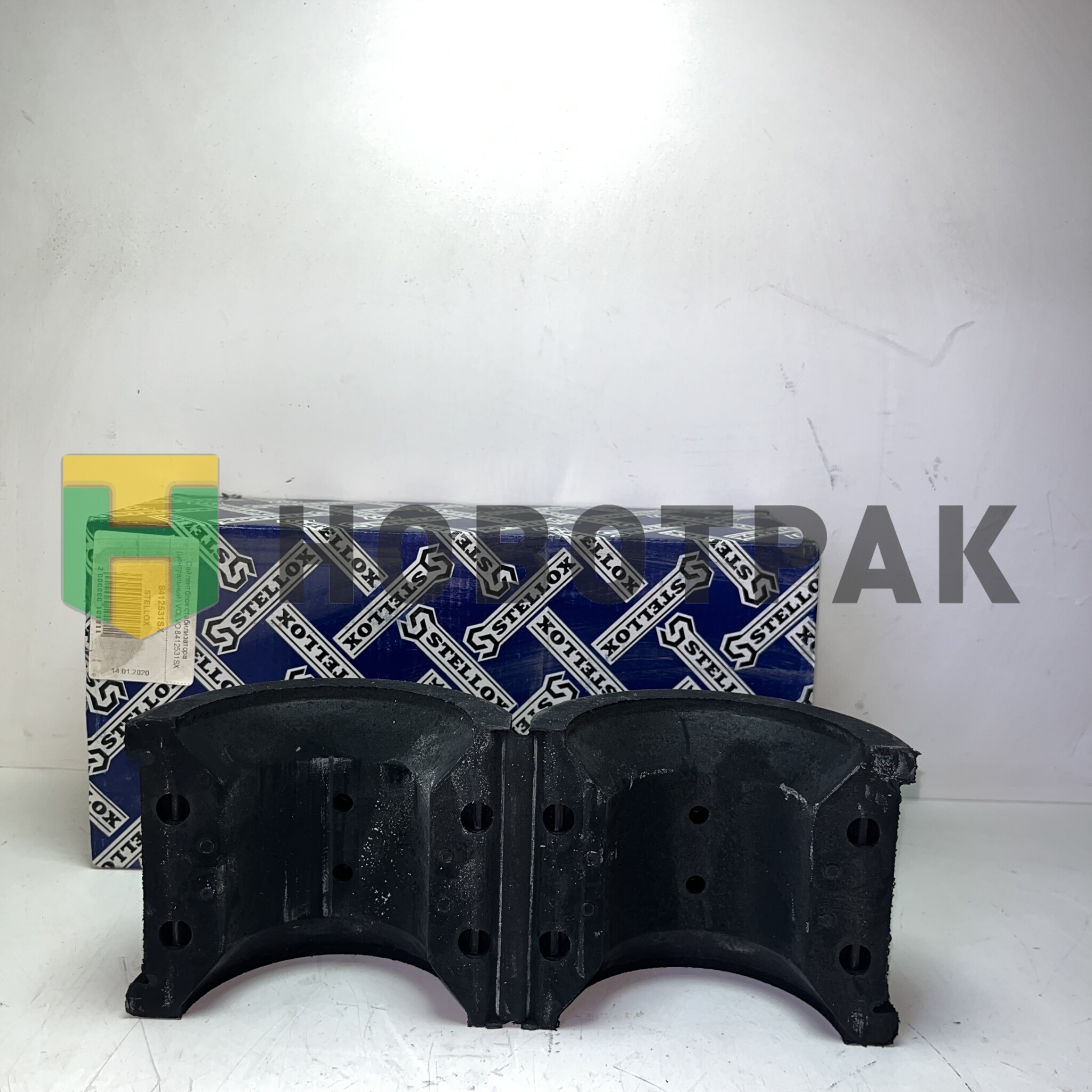 Сайлентблок стабилизатора (центральный) VOLVO 8412531SX