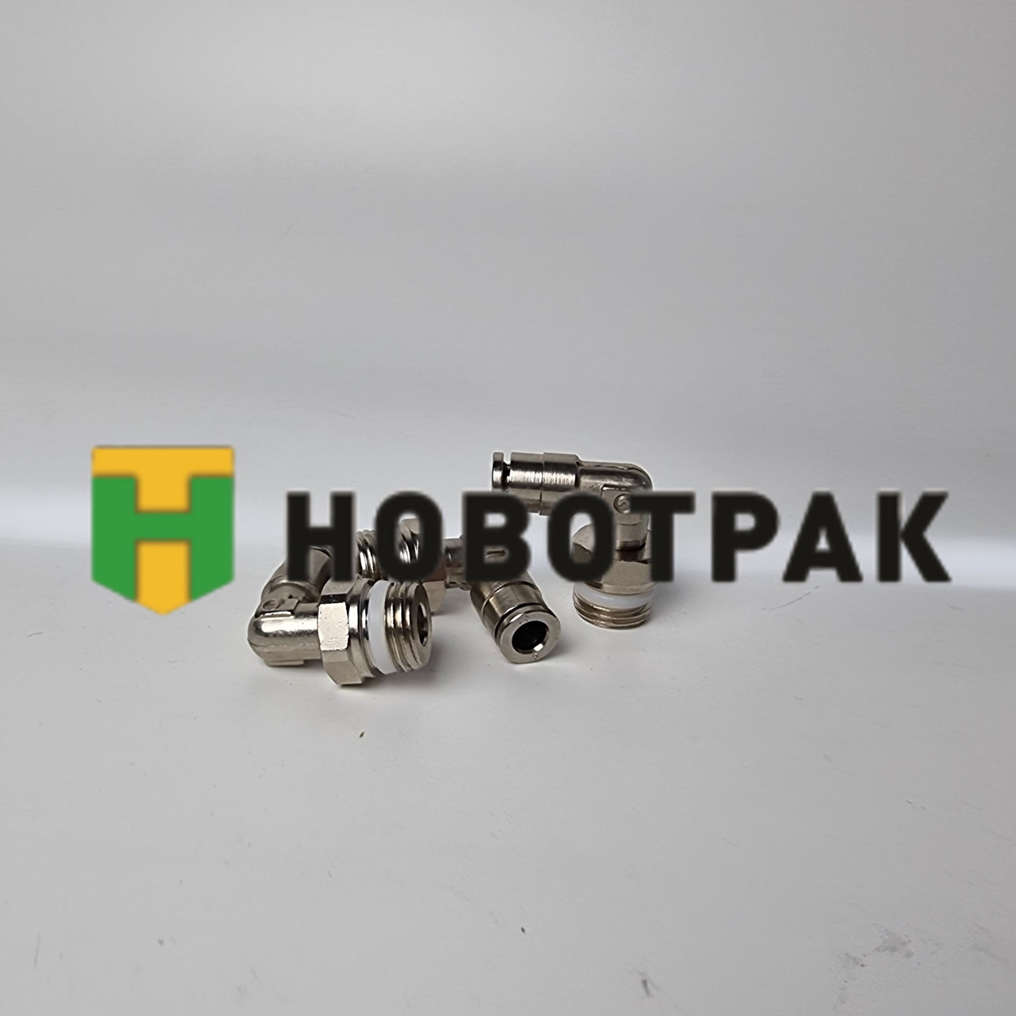 Фитинг угловой поворотный