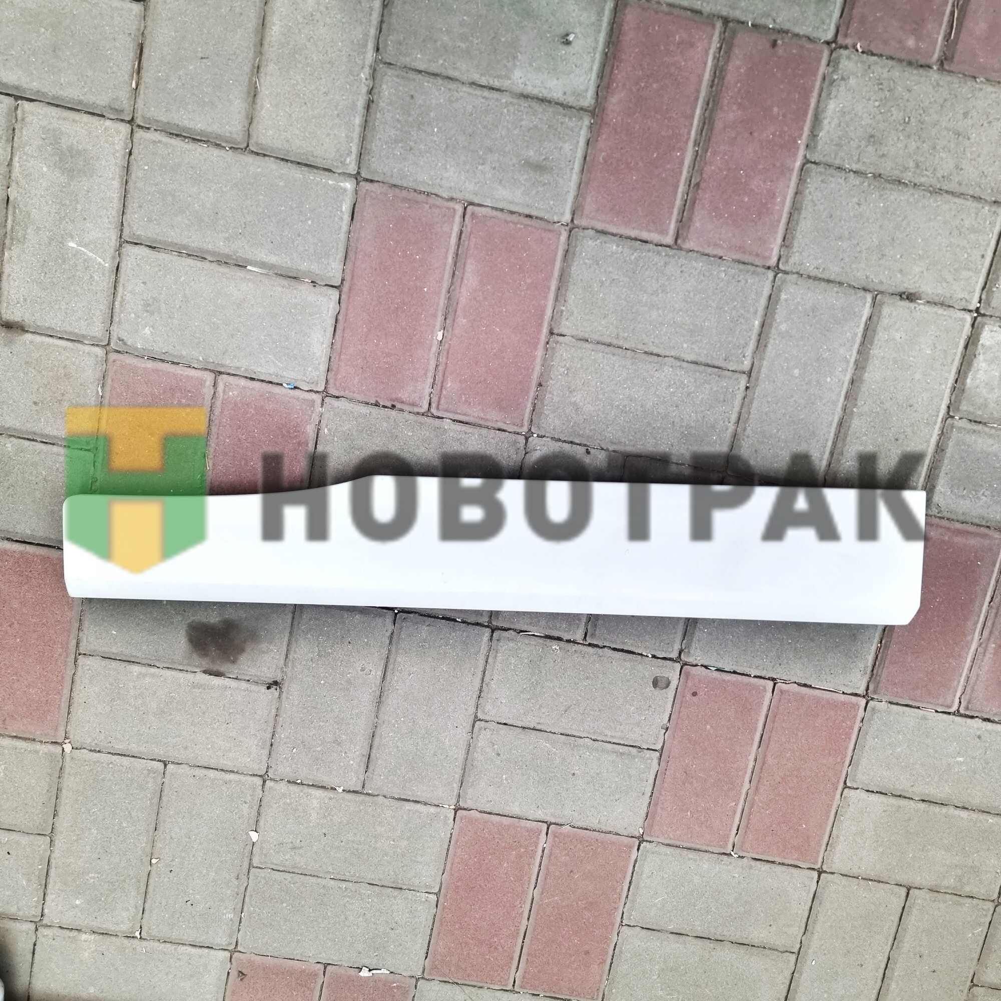 Накладка крыла самосвала правая