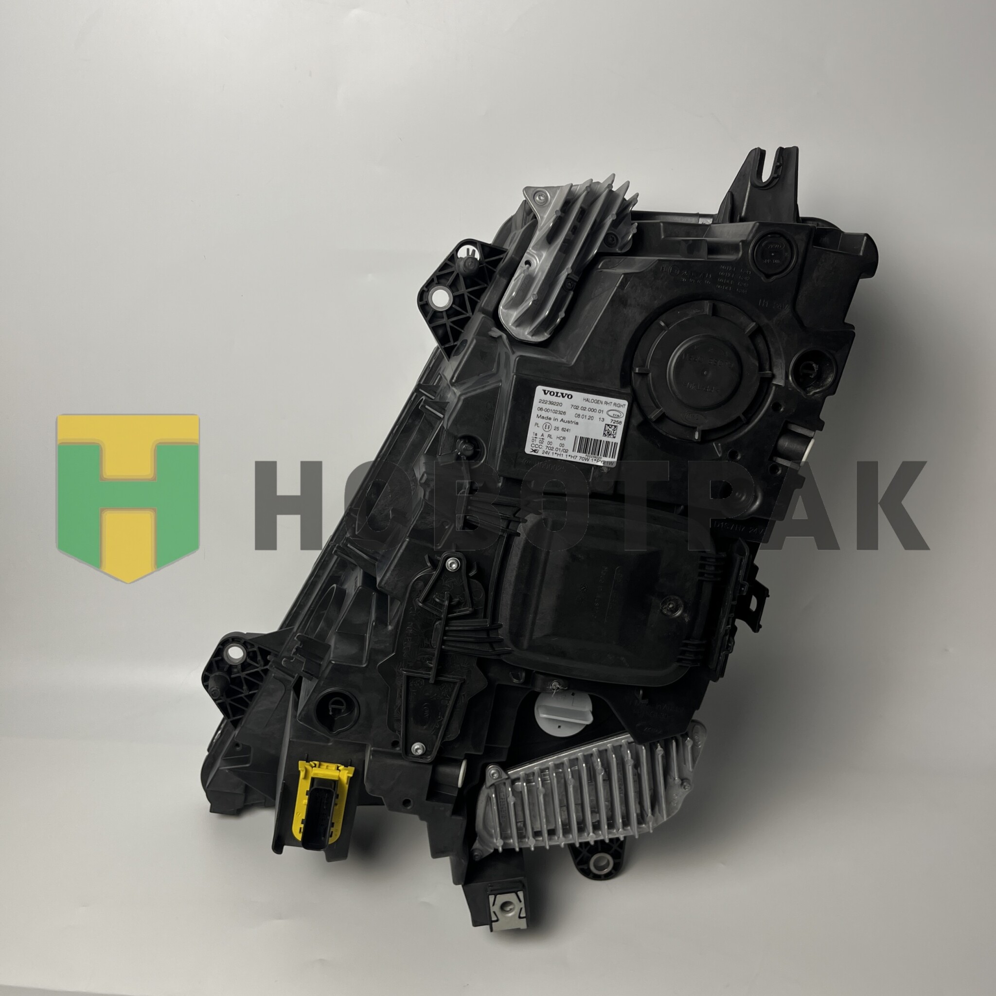 Фара правая H7/H1/PY21W/LED рамка светлая эл/регулировка с э/дв\ VOLVO FM/FH16 13>