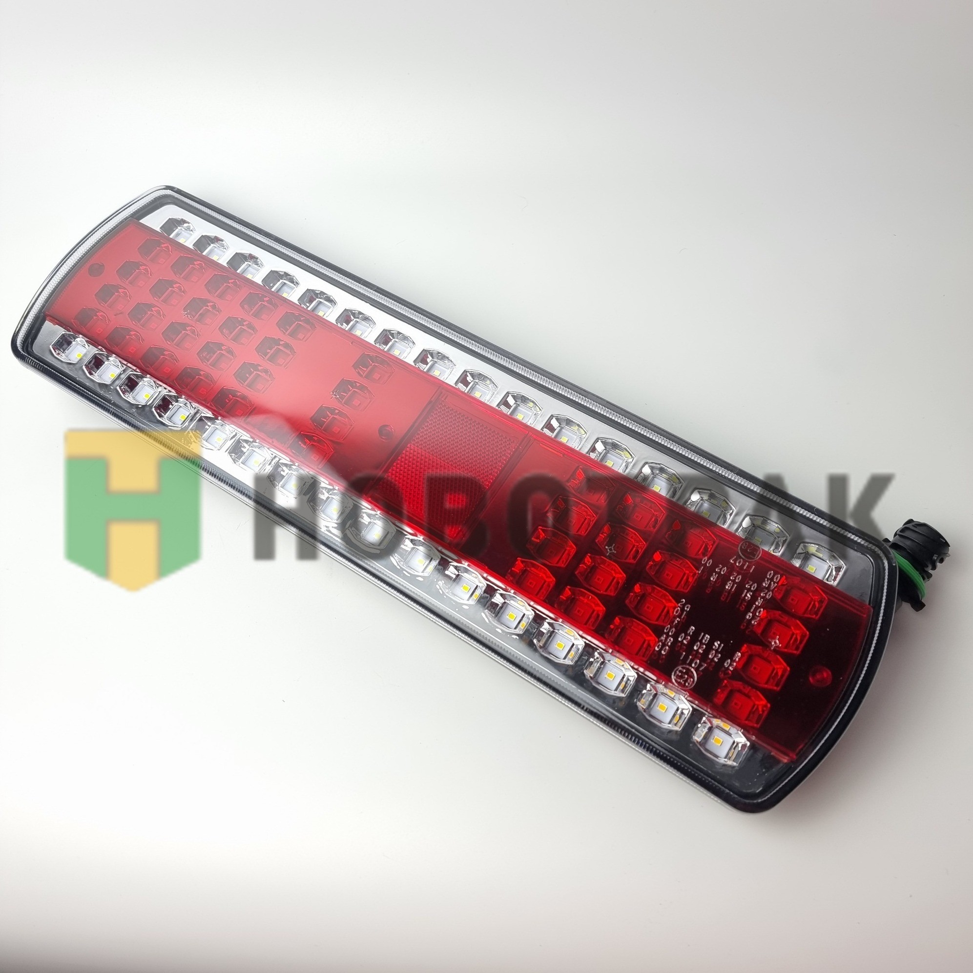Фонарь задний левый LED (с жгутом под фишку) КАМАЗ 112086903