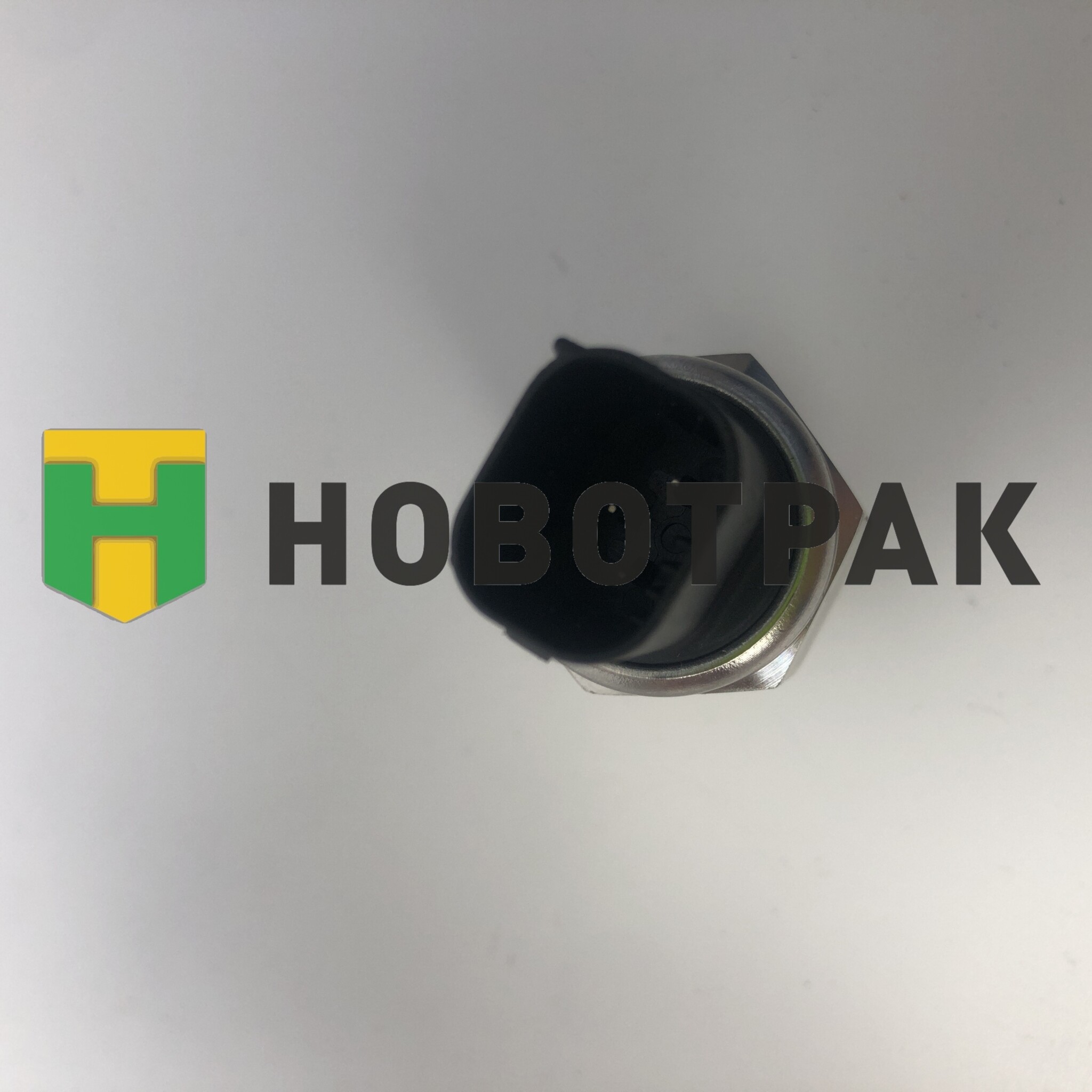 Датчик давления топлива HOWO T5G MC11/MC13