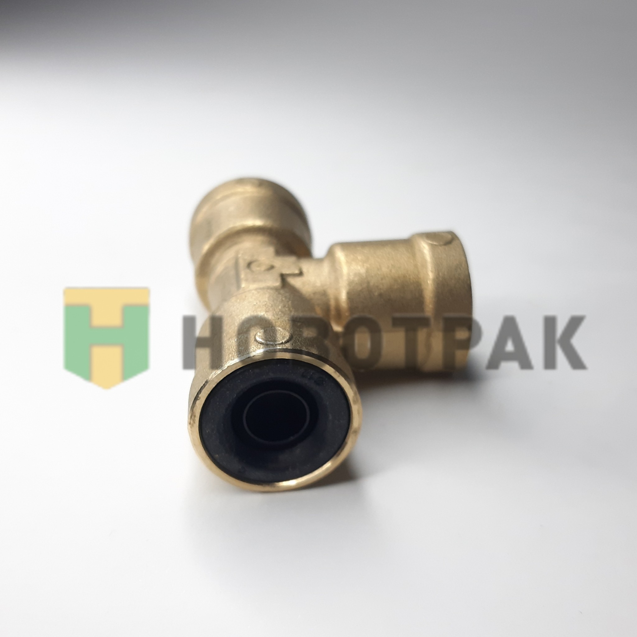 Фитинг тройник Camozzi латунный 9540 12 мм