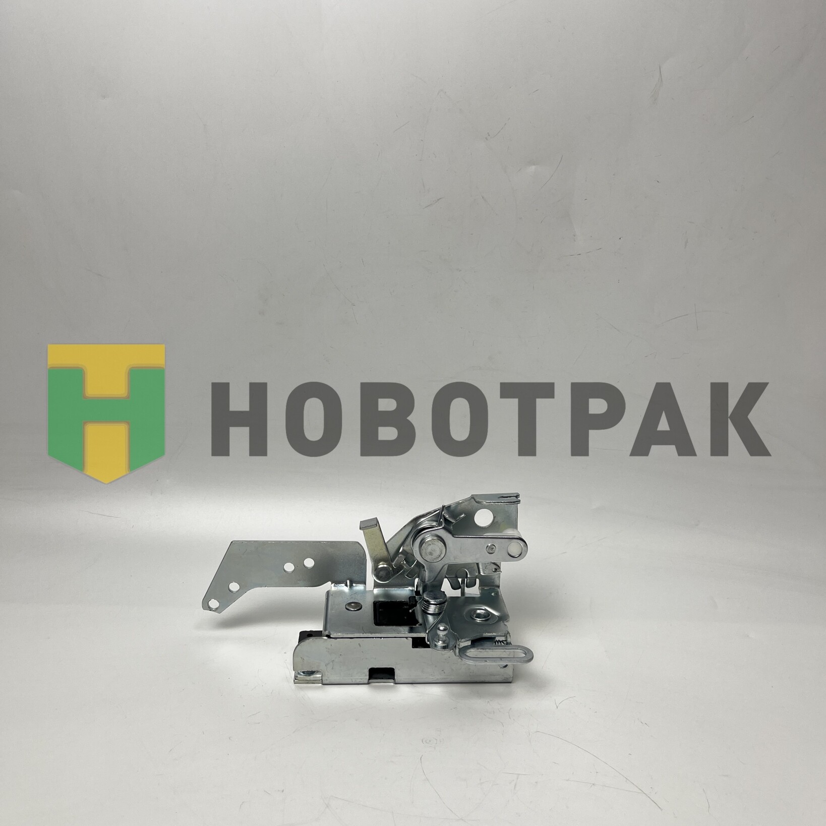 Замок двери левый MAN Volvo 78076