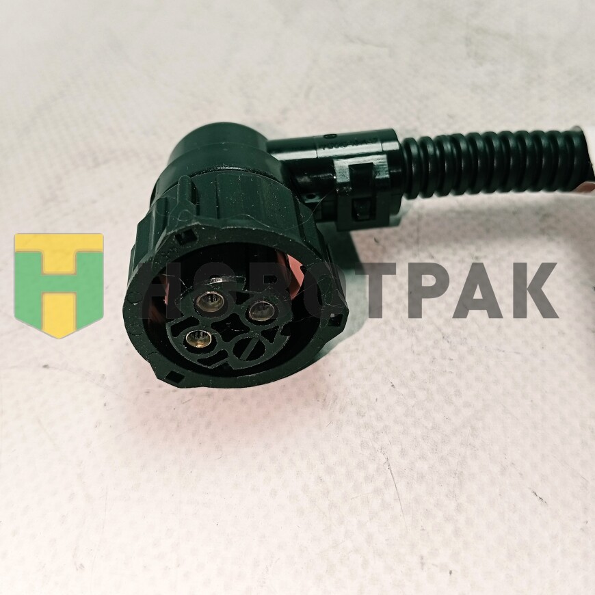 Разъем байонет (розетка) угловой 3контакта с проводами AX5211