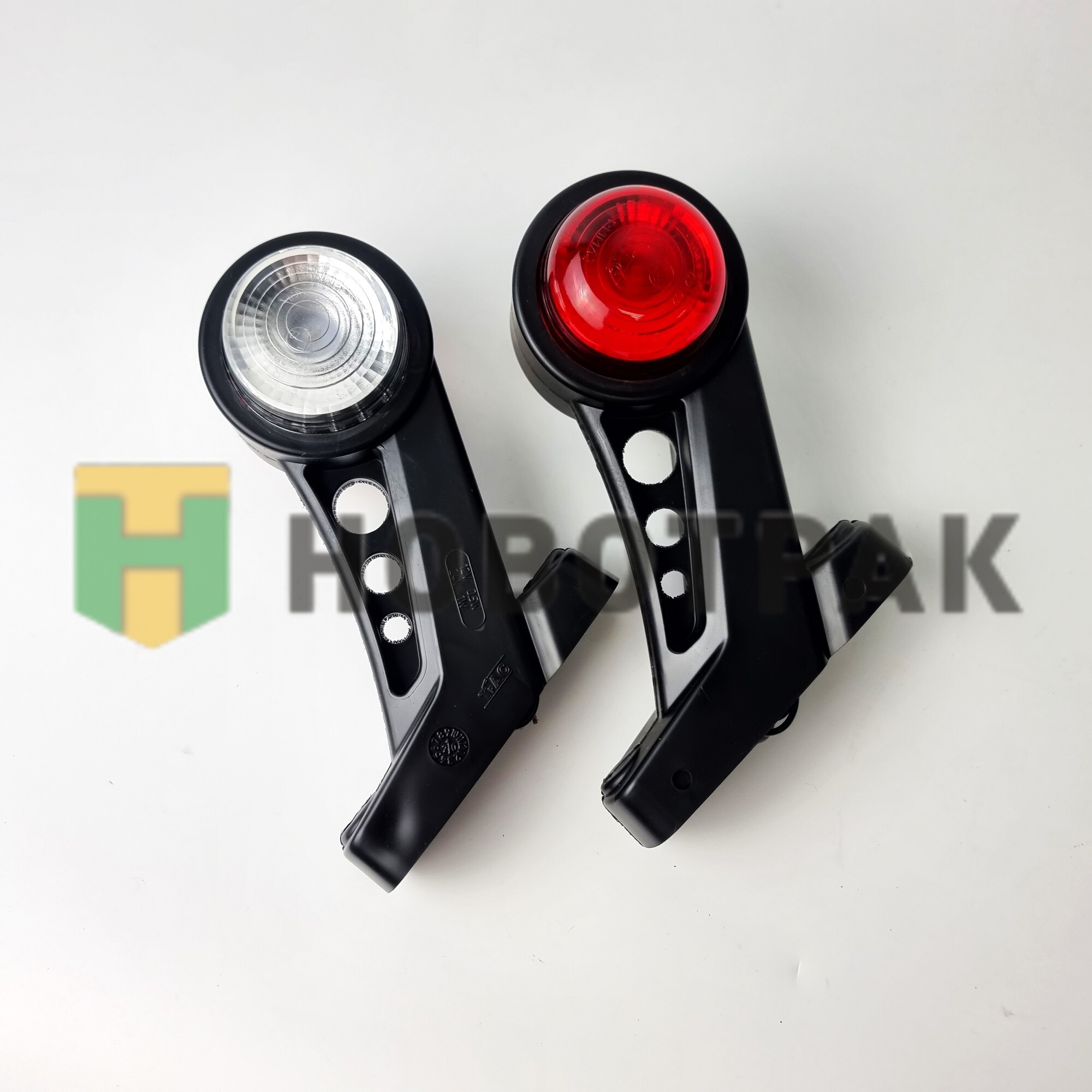 Фонарь габаритный LED "рог" (к-т 2шт) 00300313731