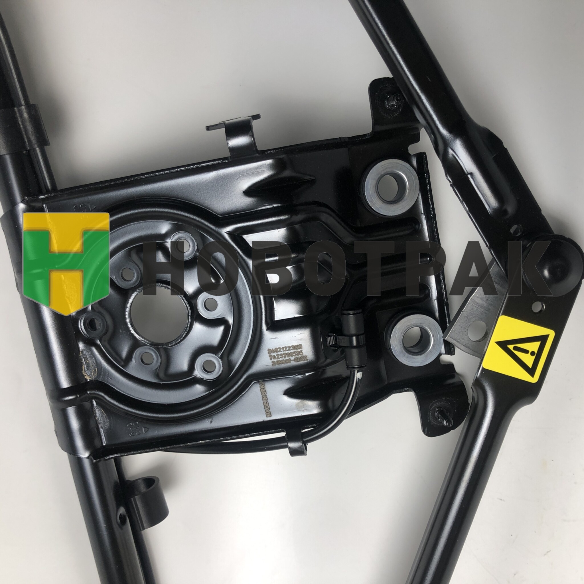 Трапеция стеклоочистителей RVI EURO 6