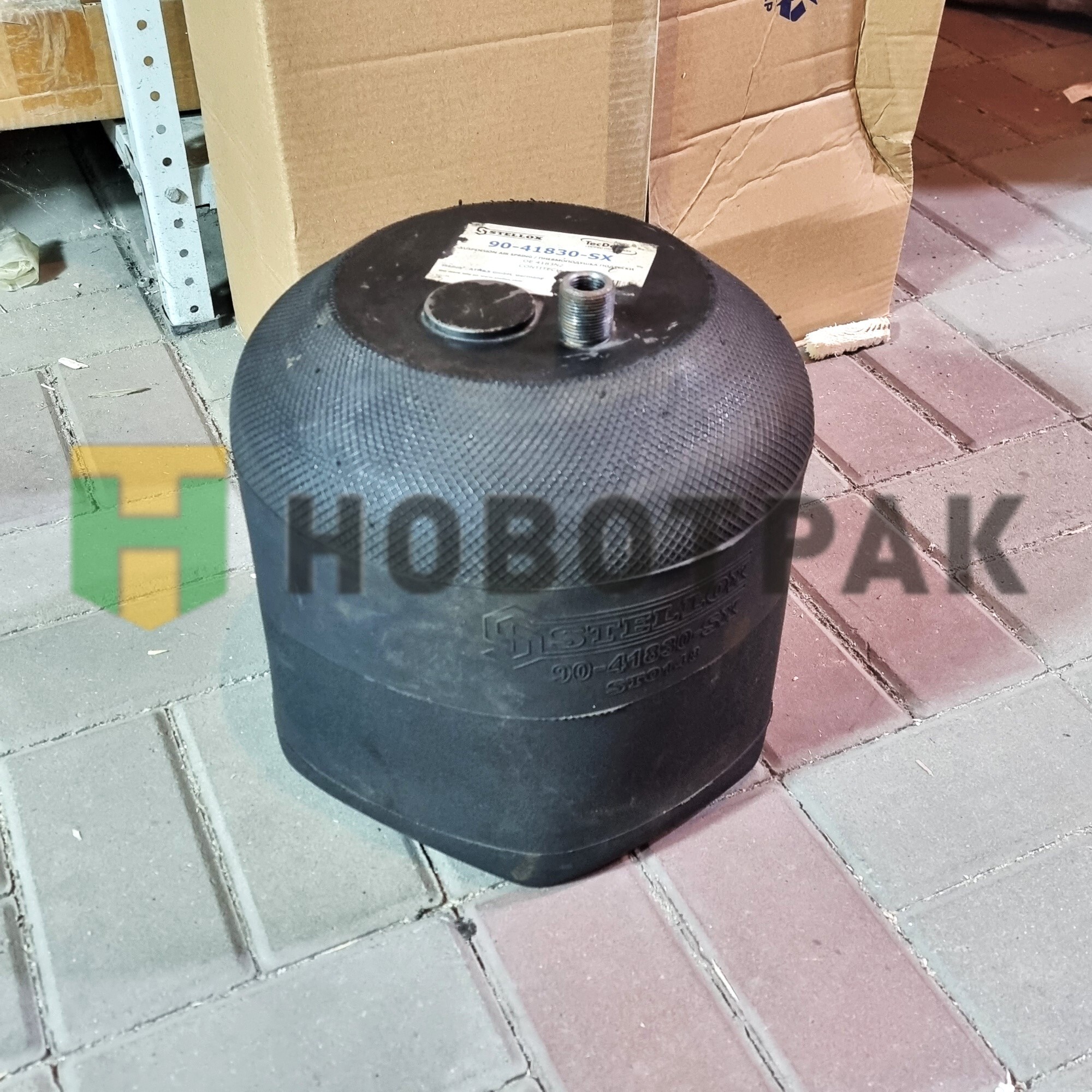 Пневмопод. без стак. 1шт-шп.М24 смещ.40 Н: D150.8 \MB Actros