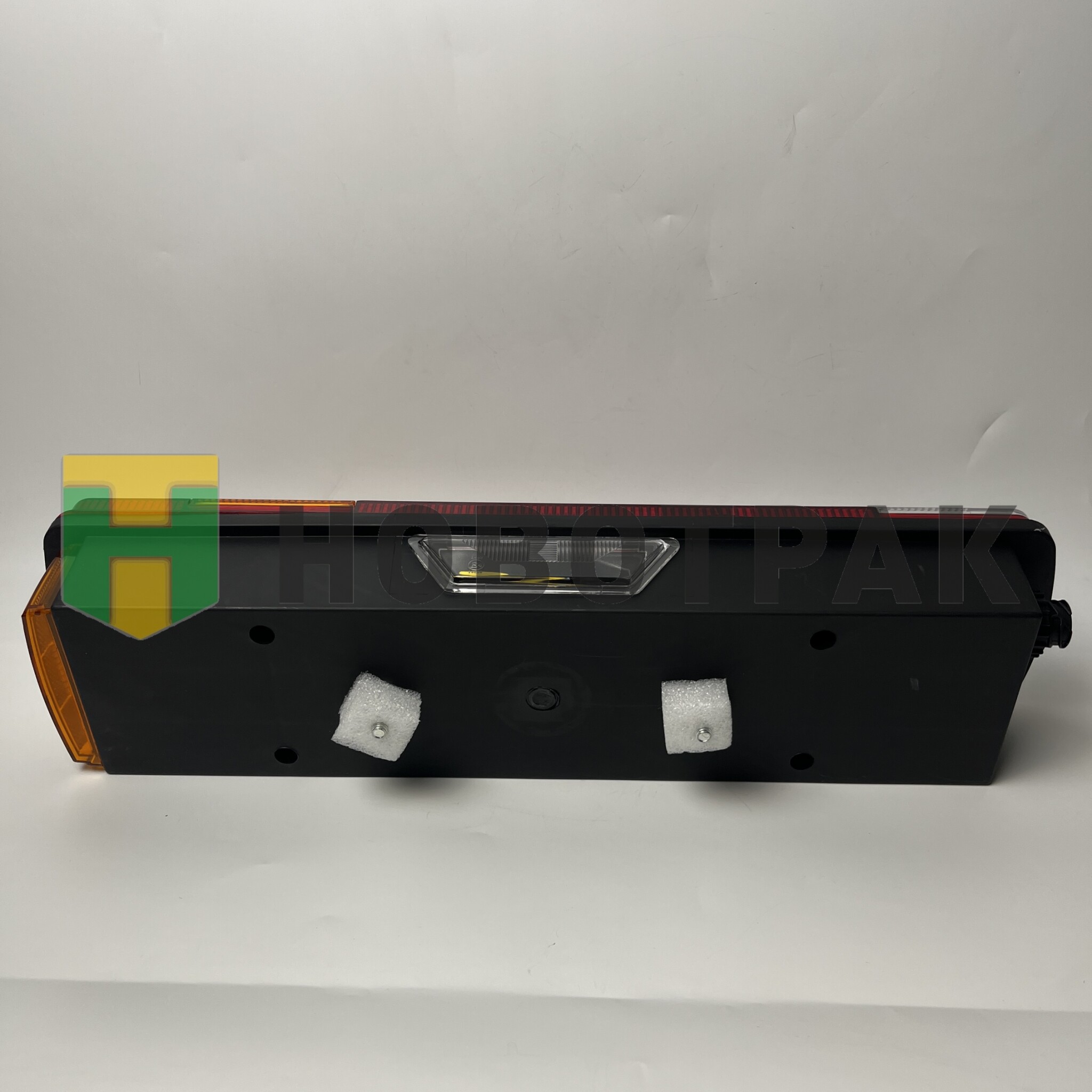 Фонарь задний левый Scania 4/P/G/R/T серия TD0252006L