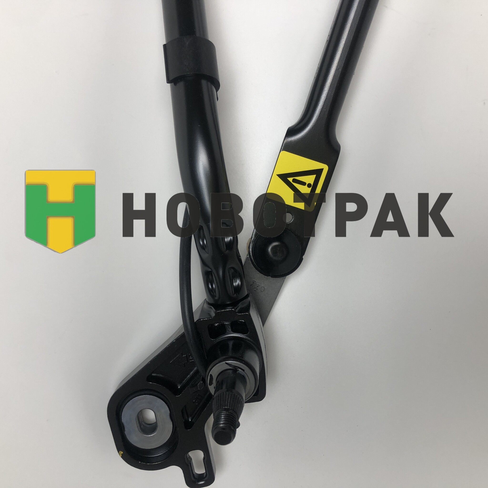 Трапеция стеклоочистителей RVI EURO 6