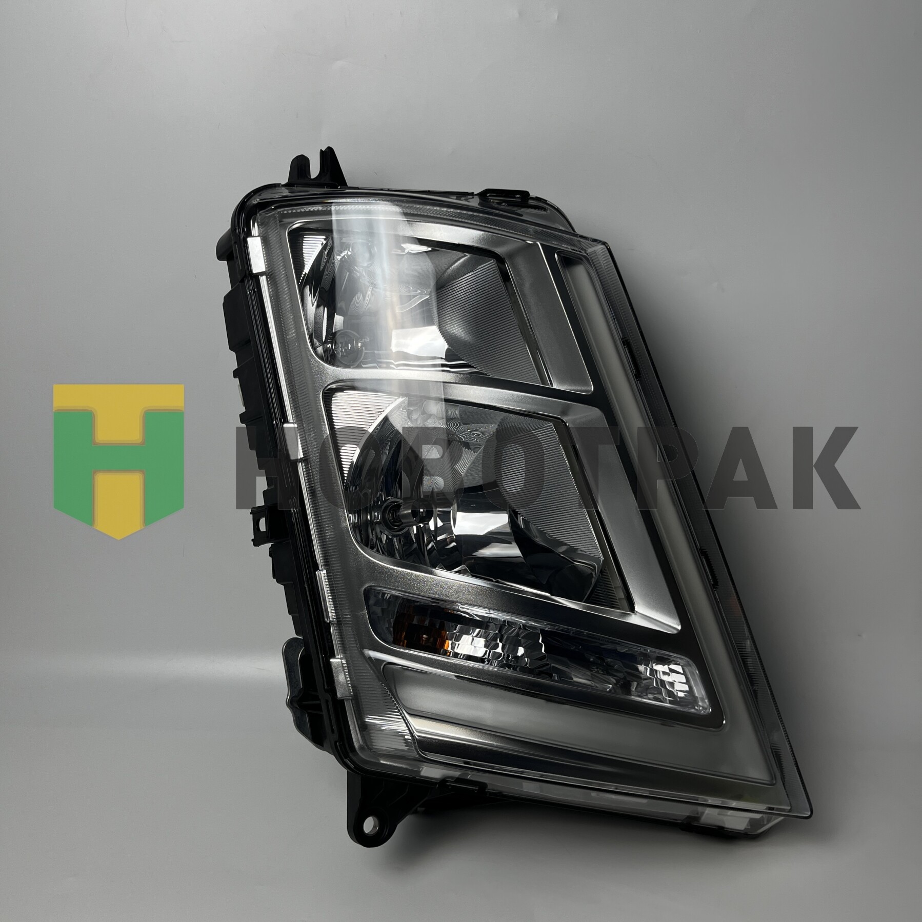 Фара правая H7/H1/PY21W/LED рамка светлая эл/регулировка с э/дв\ VOLVO FM/FH16 13>