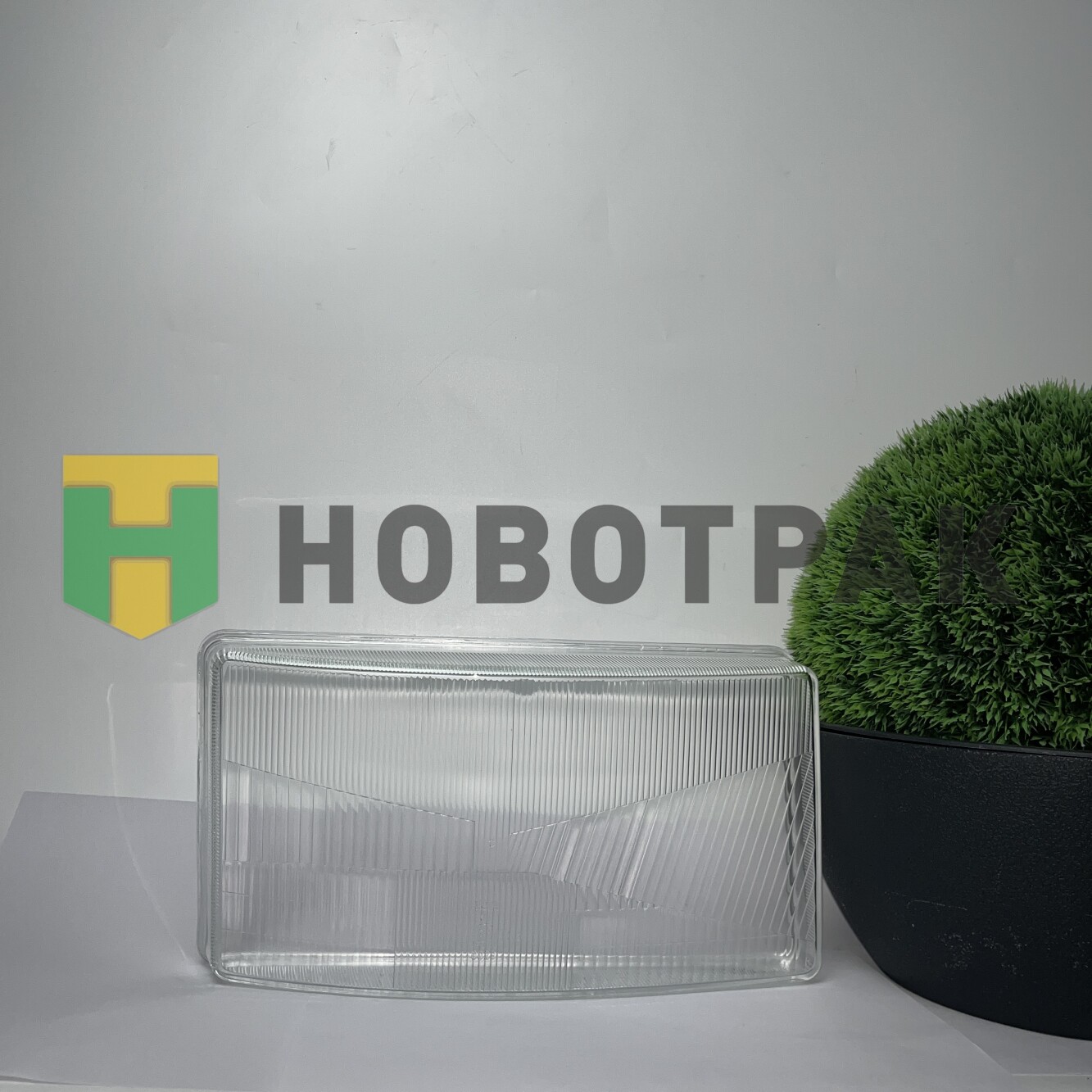 Стекло фары правое Scаnia TD0152001BRS