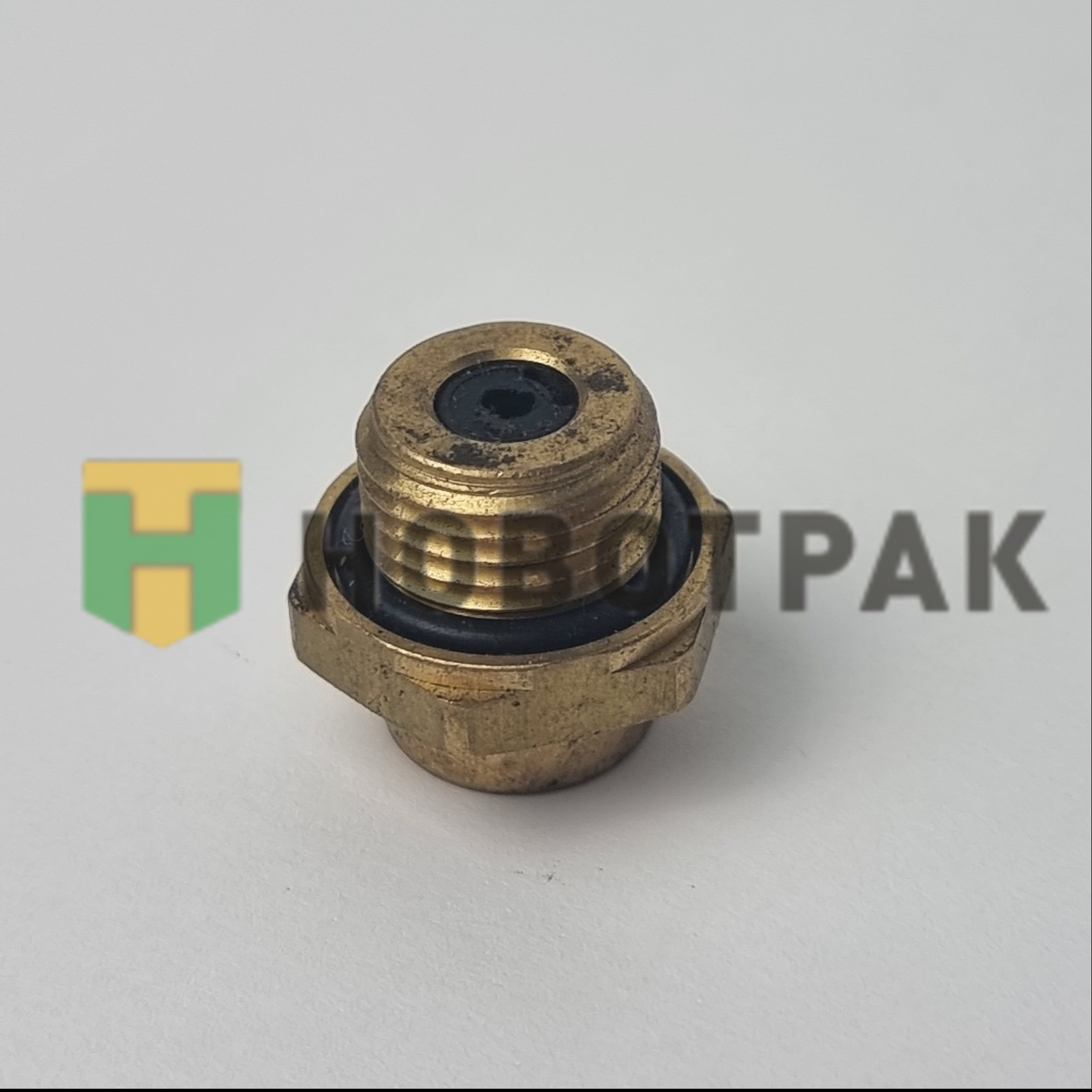 Фитинг прямой D6x1-M16 8938000822