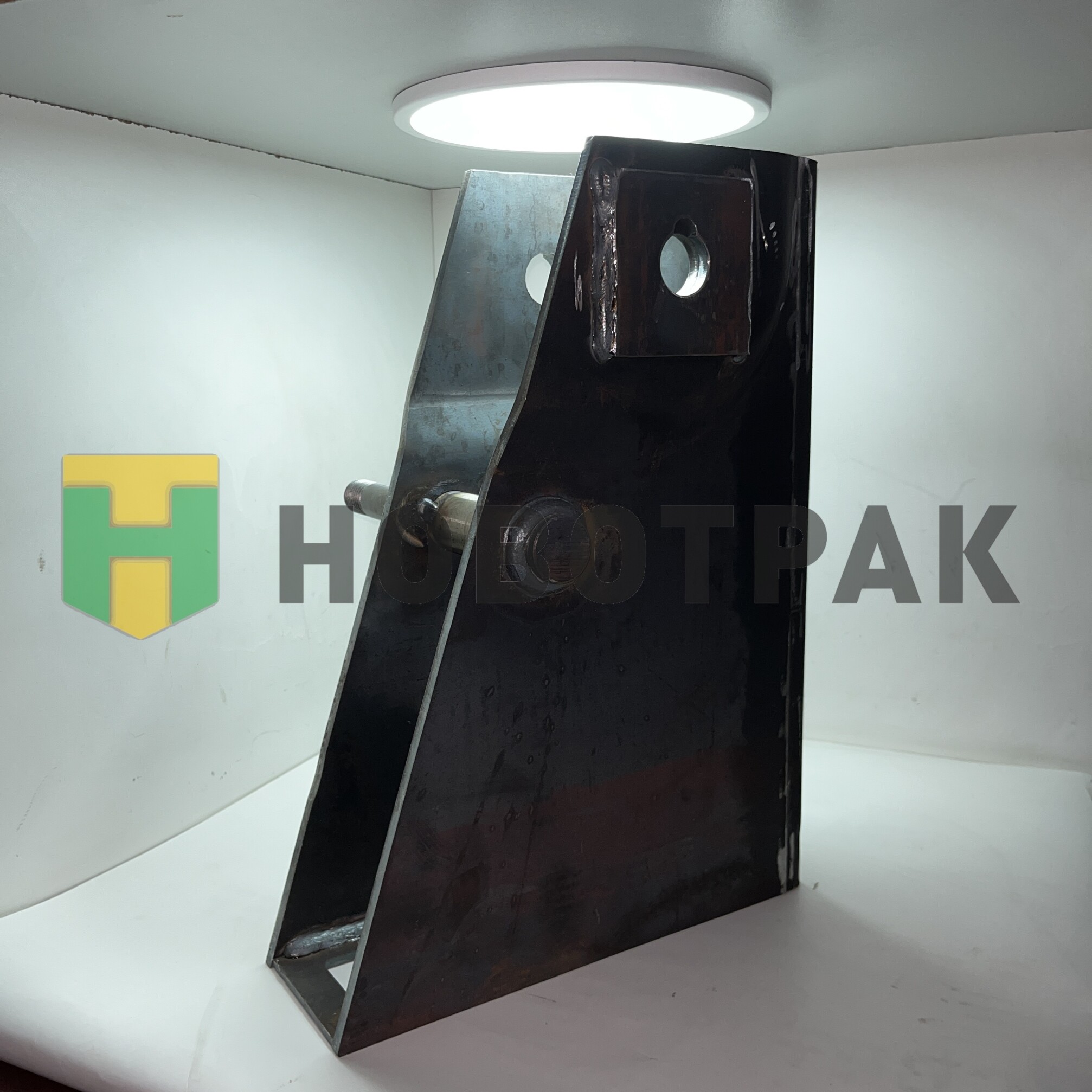 Кронштейн рессоры H-440mm левый ТОНАР 9523291244040