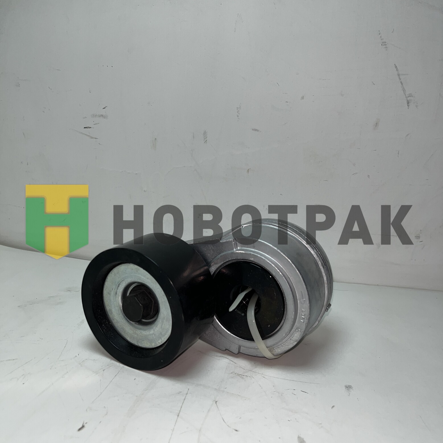 Натяжитель ремня MERCEDES A4572004770