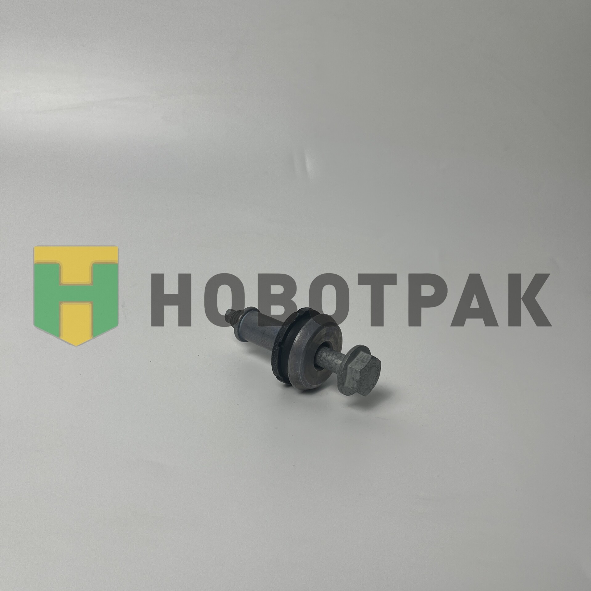 Болт крепления поддона Actros MP4/5 A4720140683