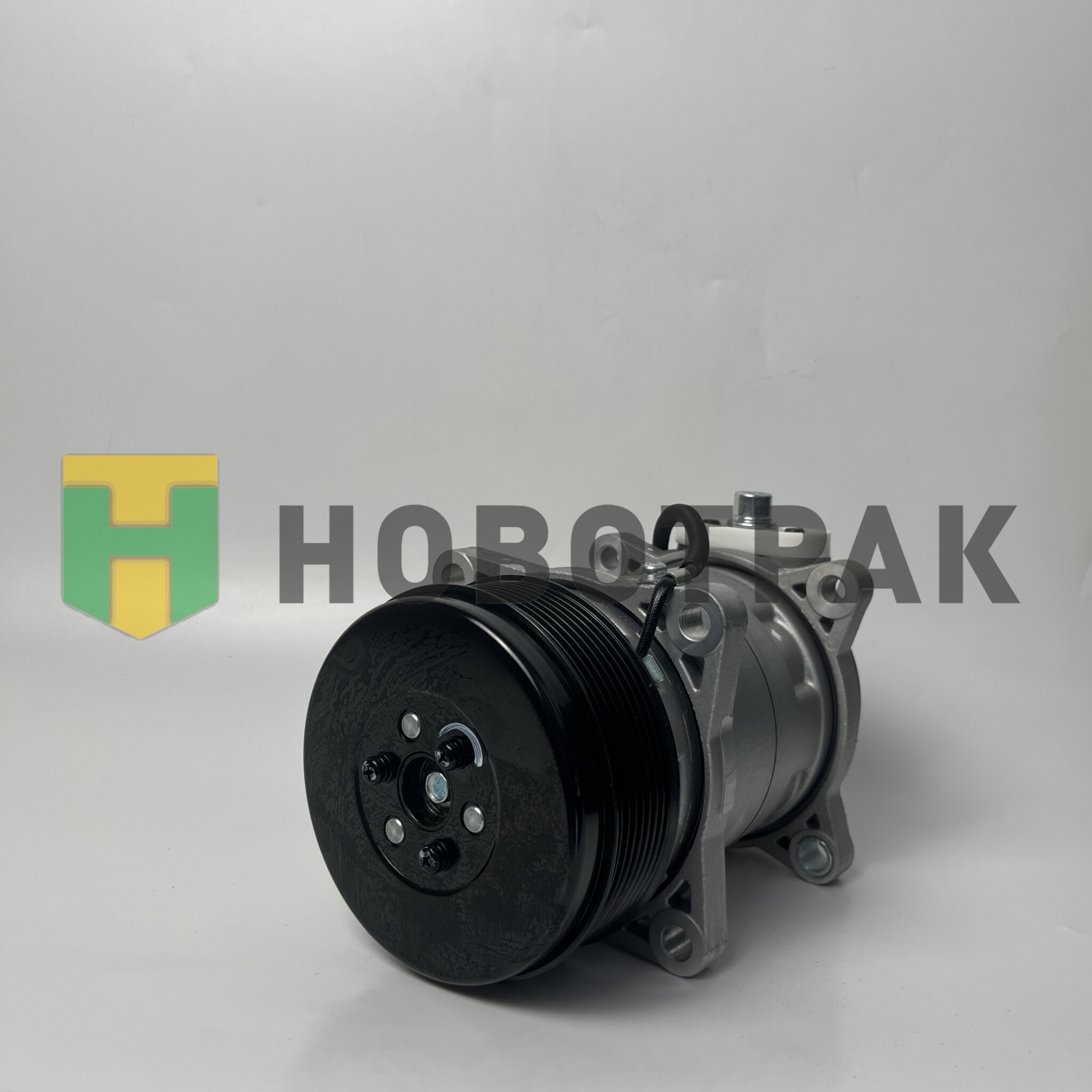 Компрессор кондиционера HOWO T5G (200V77970-7028)