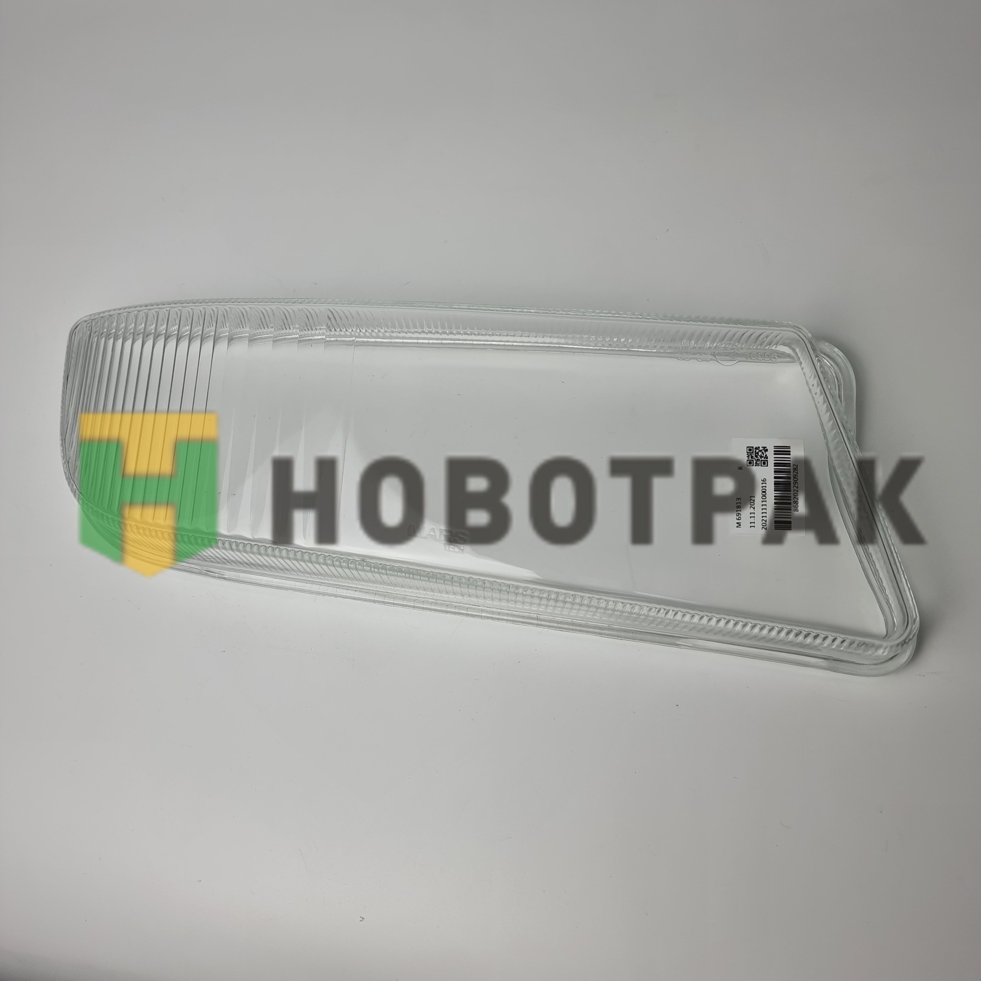 Стекло фары противотуманной MAN TGS M691813