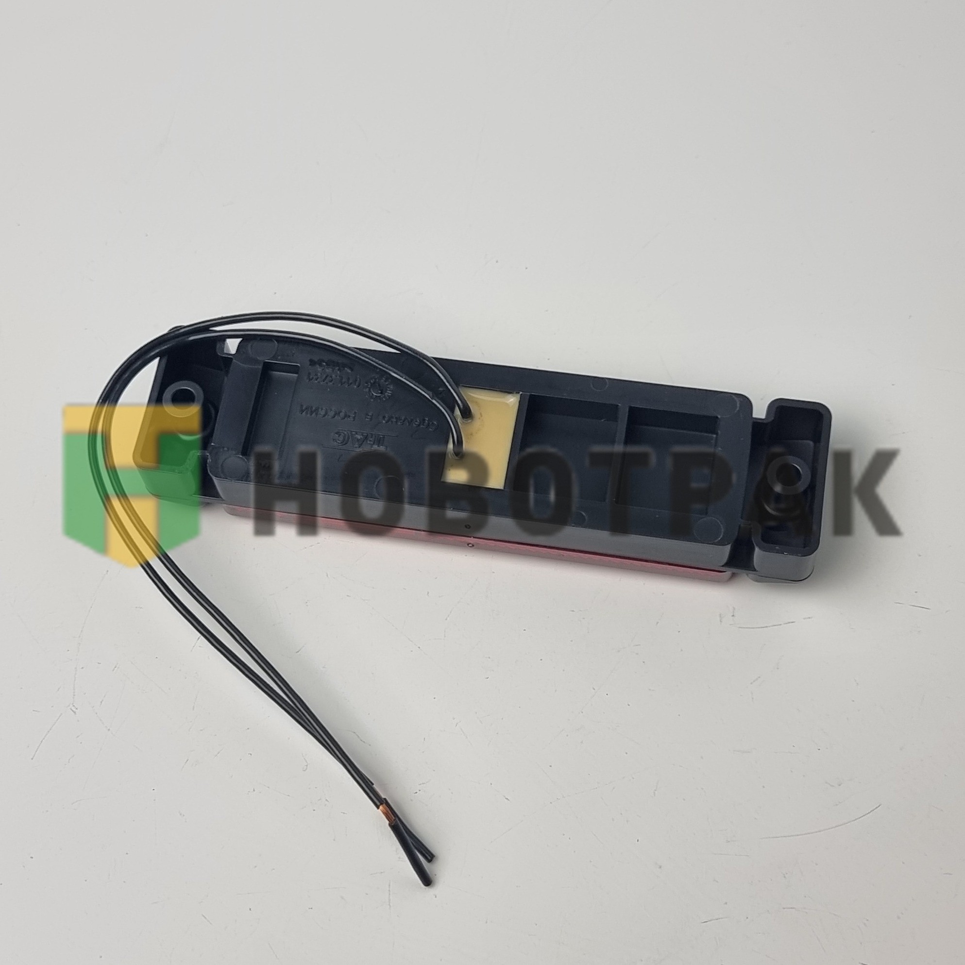 Фонарь габаритный боковой LED красный 011373101