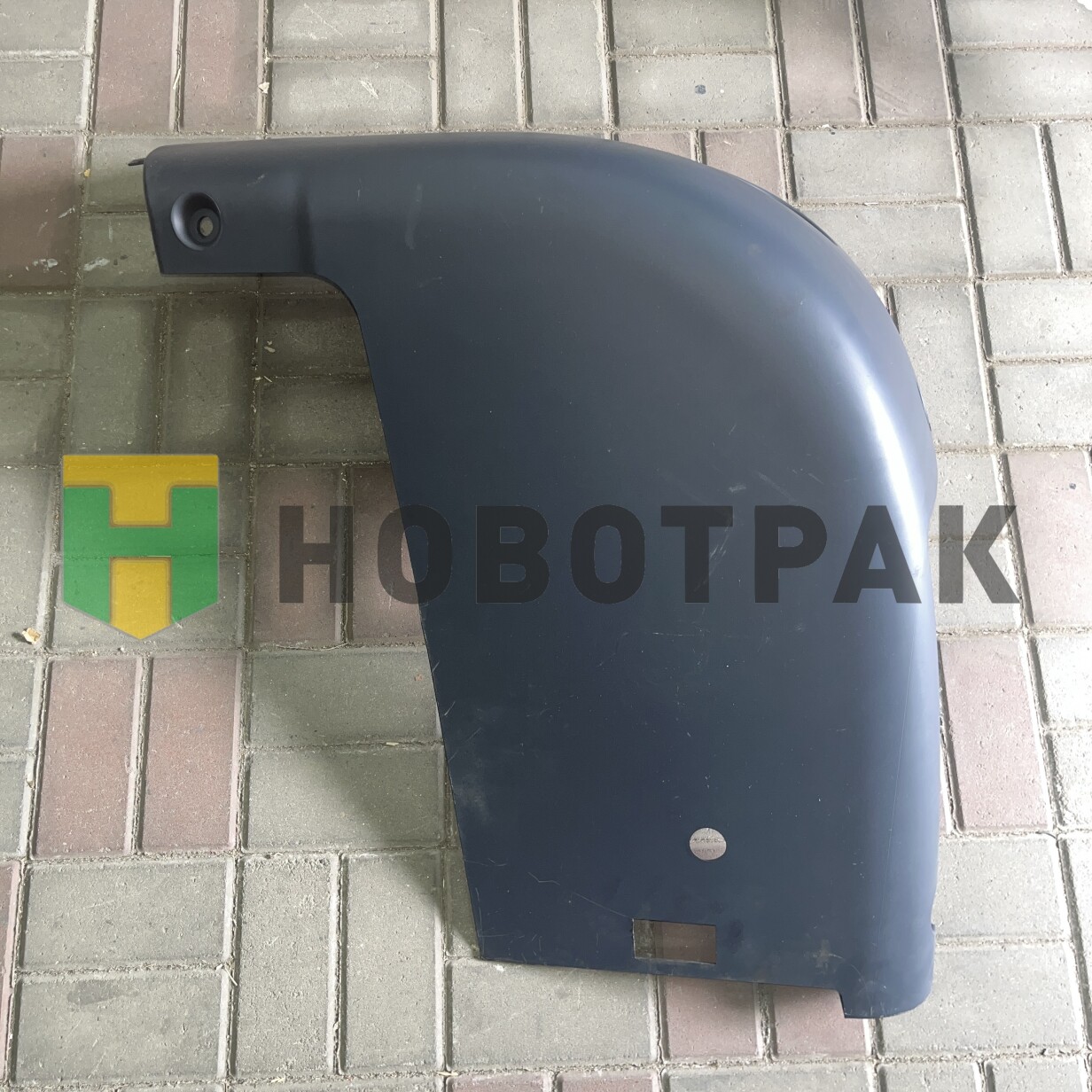 Угол бампера левый низкий SCANIA 4/5 SK430011001