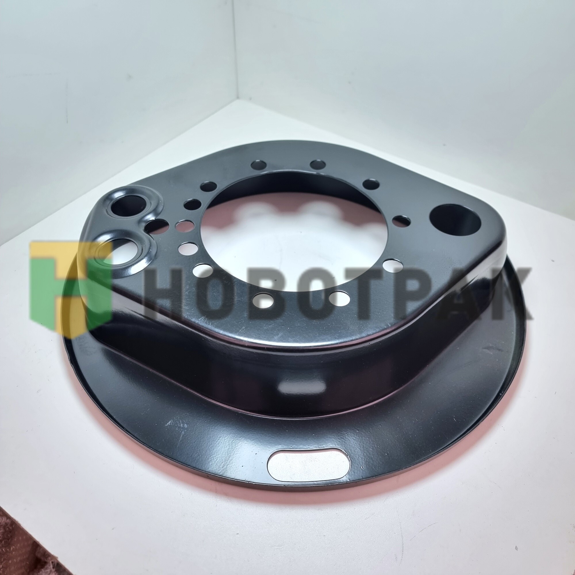 Щиток грязезащитный Scania 203mm 040132