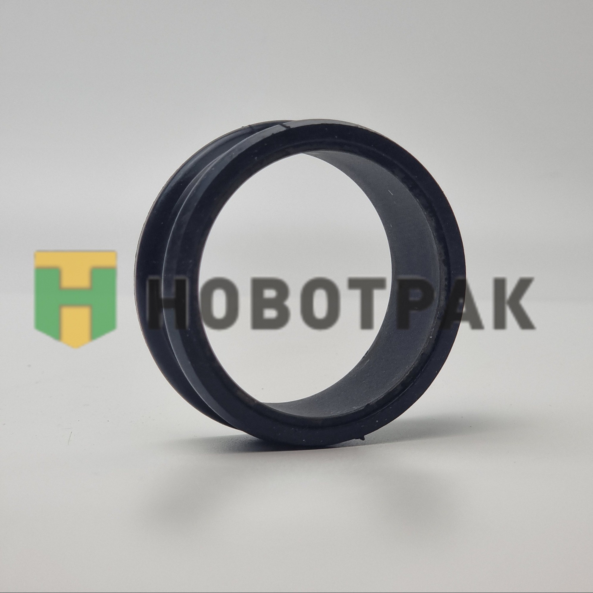 Трубка системы охлаждения MAN 0102036