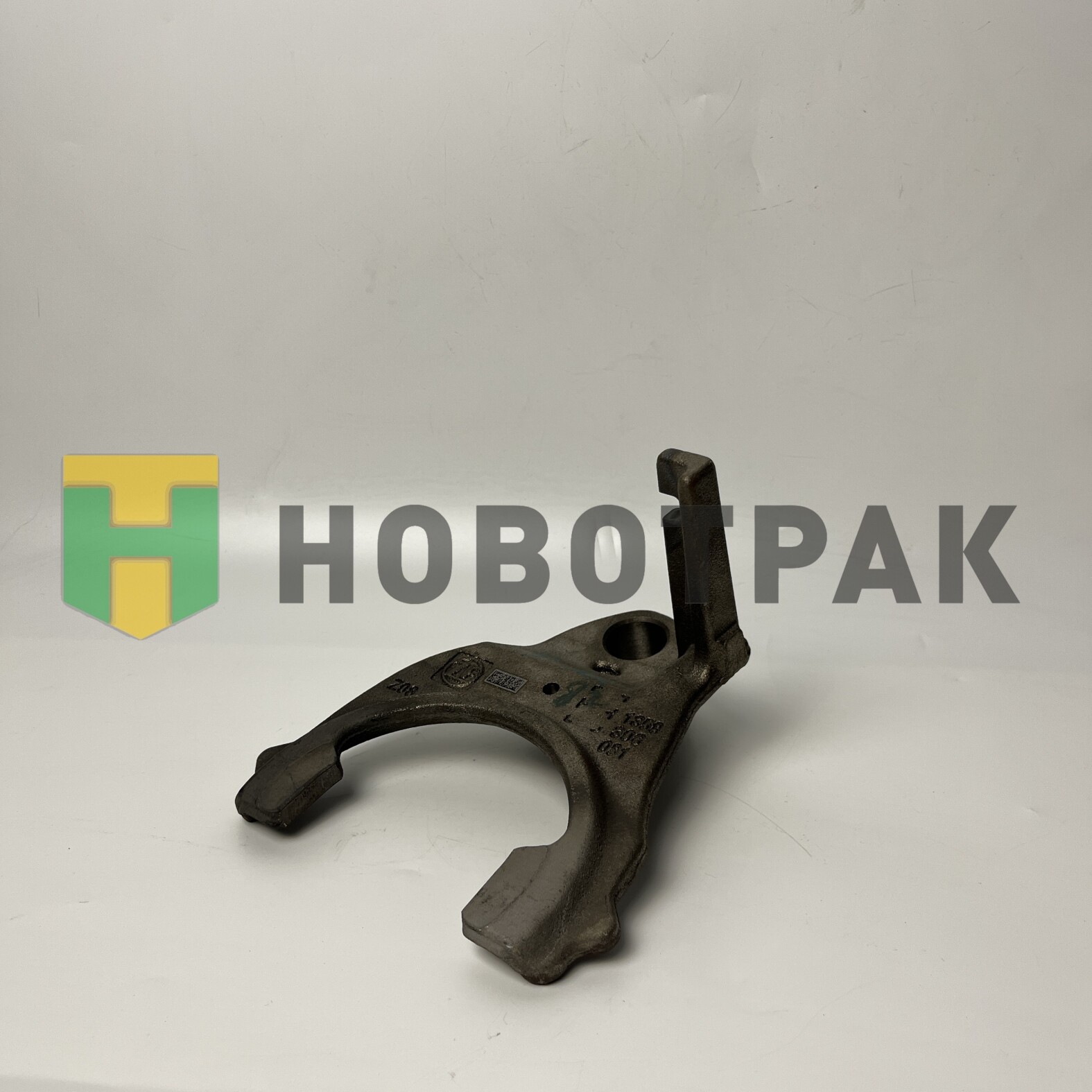 Вилка переключения передач АКПП ZF 1358306081