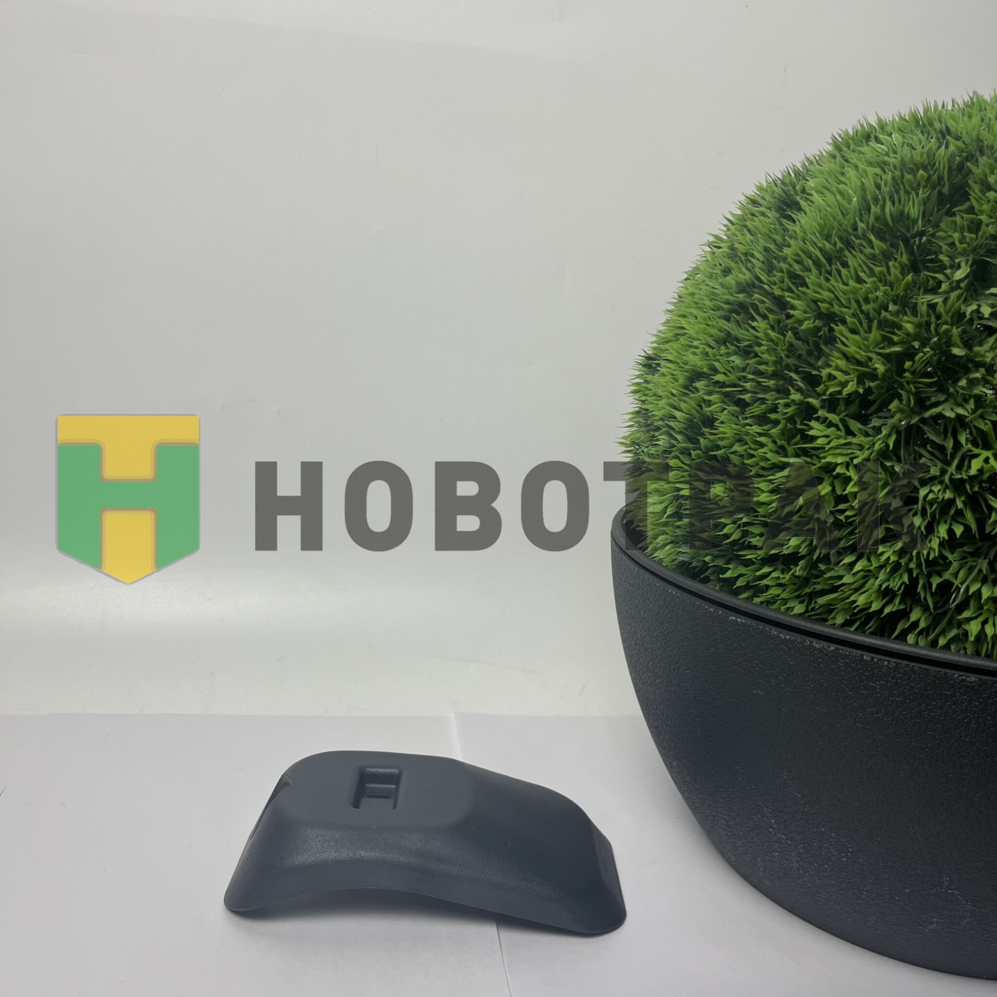 Крышка крепления хомута топливного бака 4/P/G/R/T Series 043076