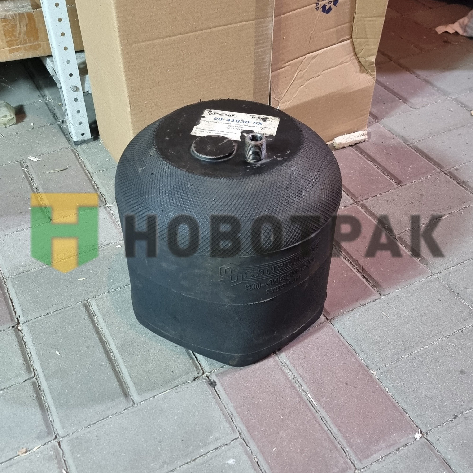 Пневмопод. без стак. 1шт-шп.М24 смещ.40 Н: D150.8 \MB Actros