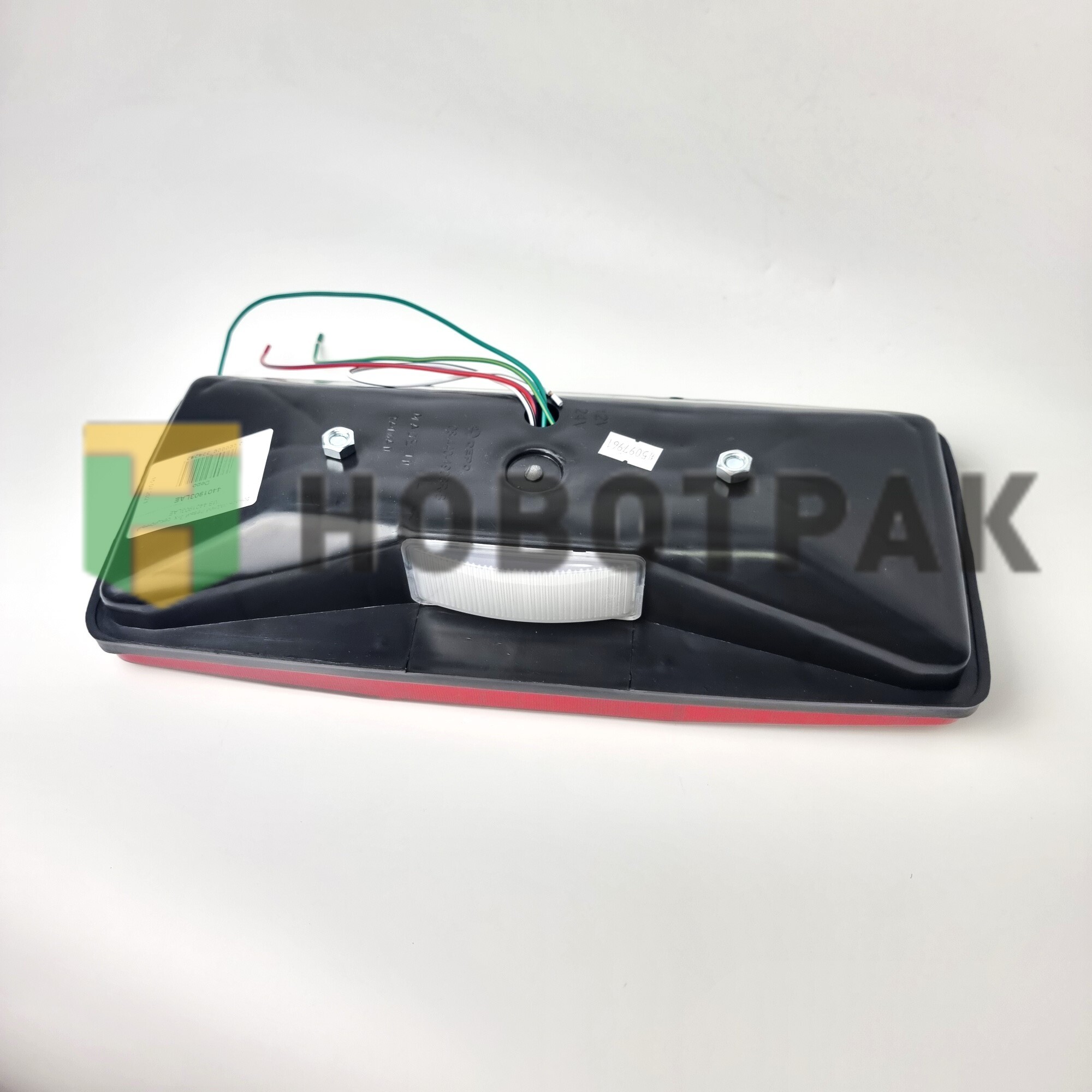 Фонарь задний левый 3-х секционный MB 4401903LAE