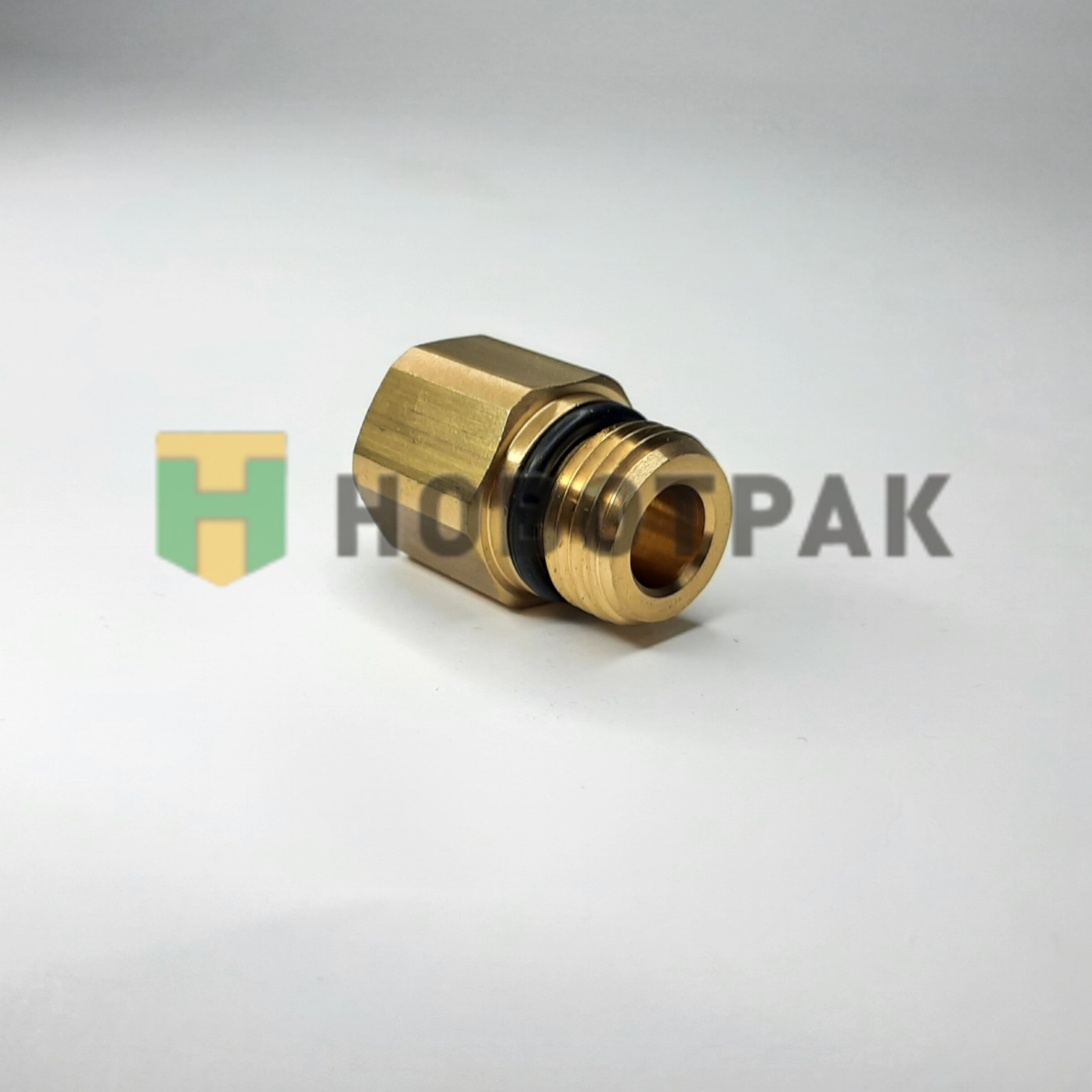 Переходник Camozzi с наружной резьбой M16 и внутренней 1/4"