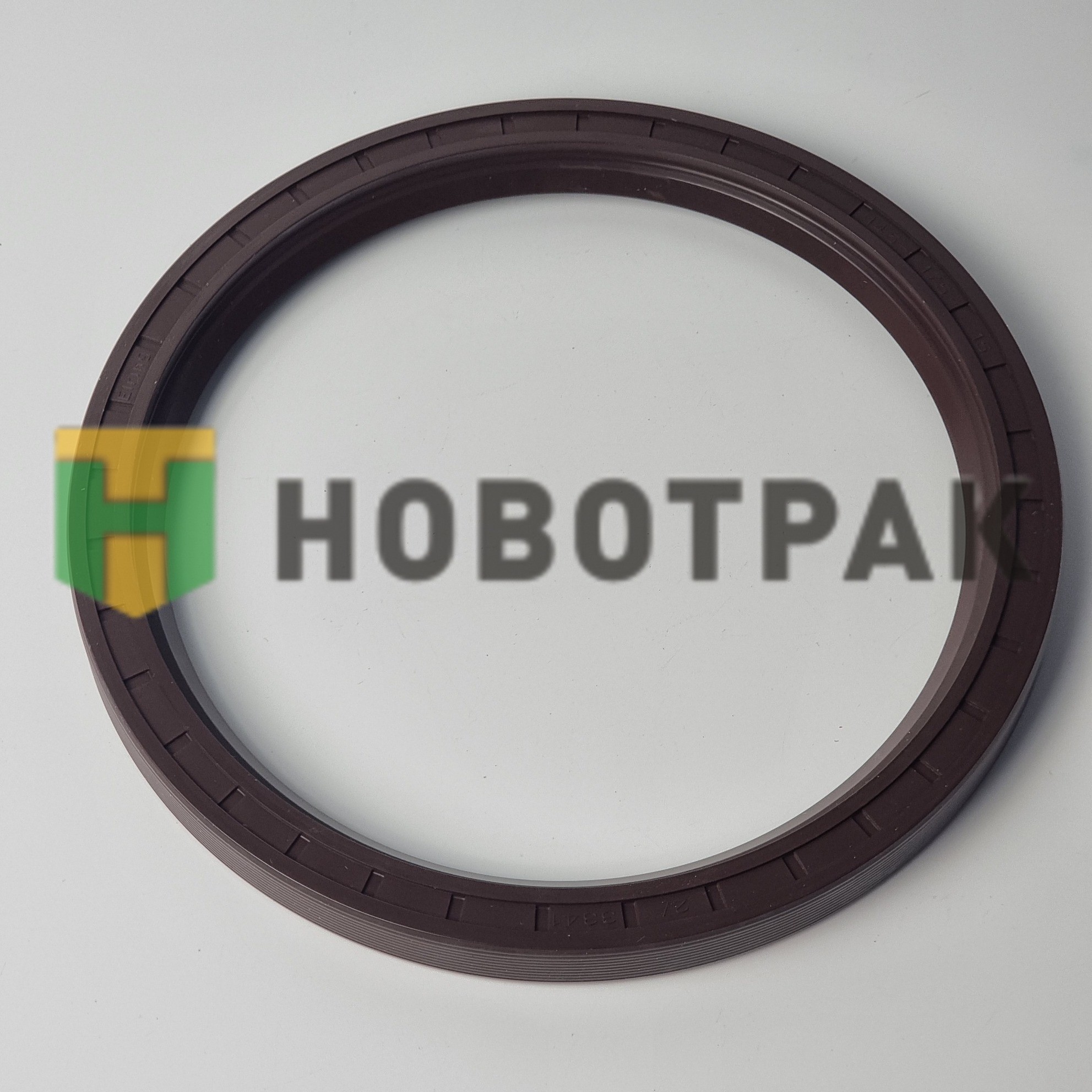 Сальник задней ступицы