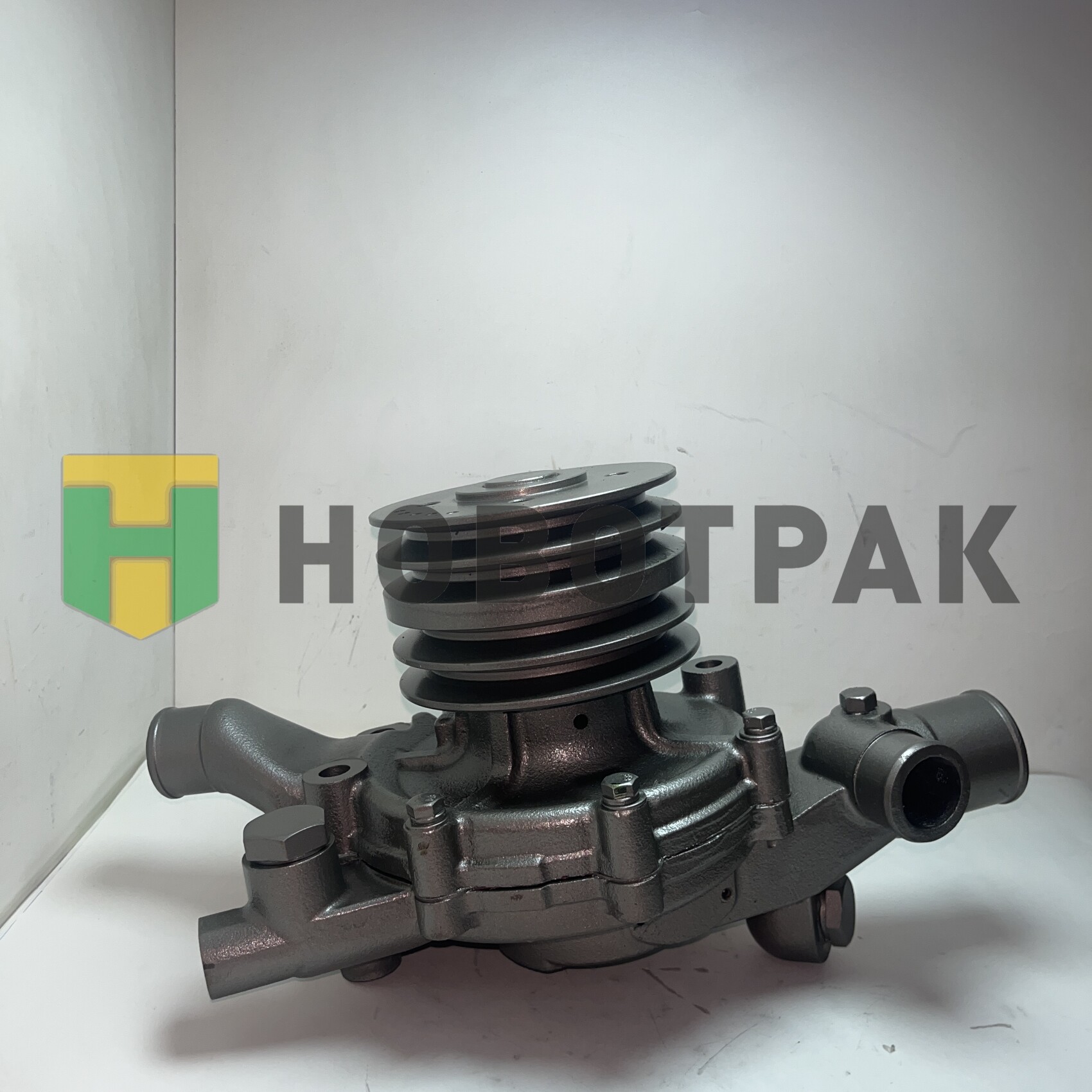 Насос водяной YUCHAI YC6G BS1310034
