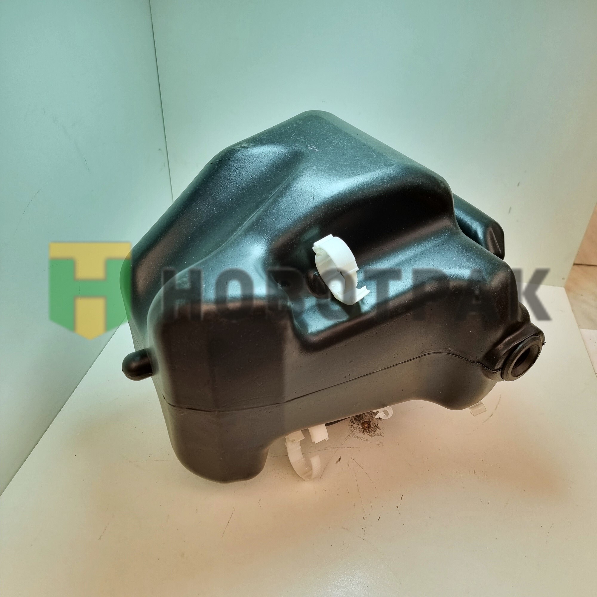 Бачок омывателя MAN TGA 022311