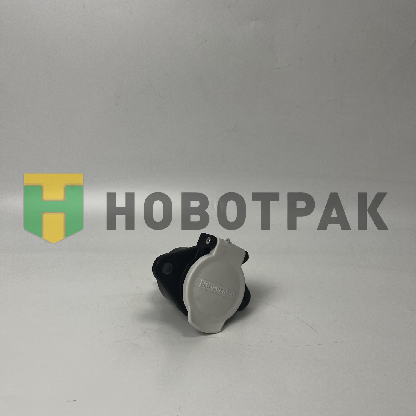 Розетка 7 полюсов, тип S, ISO пластик, винты M7332001