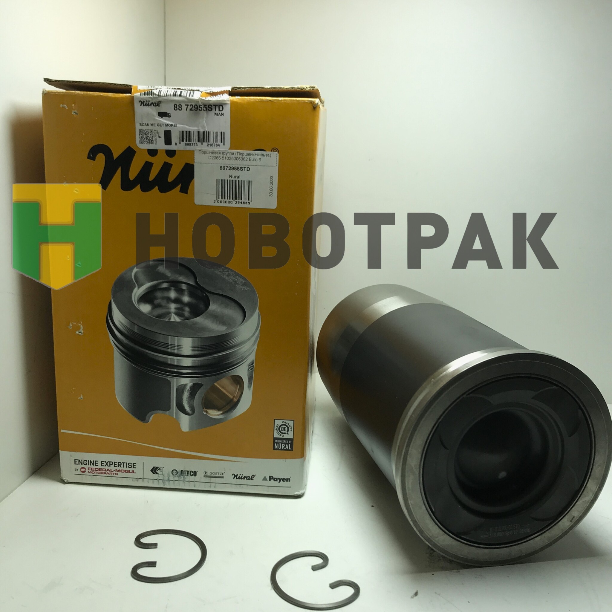 Поршневая группа (Поршень+гильза) D2066 51025006362 Euro 6