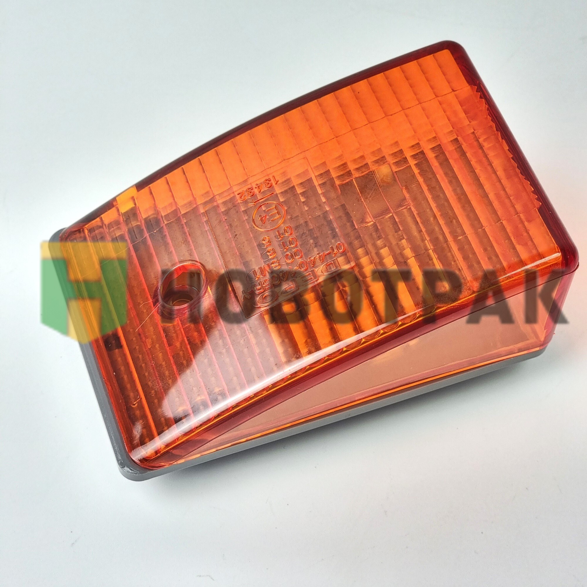 Фонарь поворота правый (без патрона) MB Actros 4401405RUE